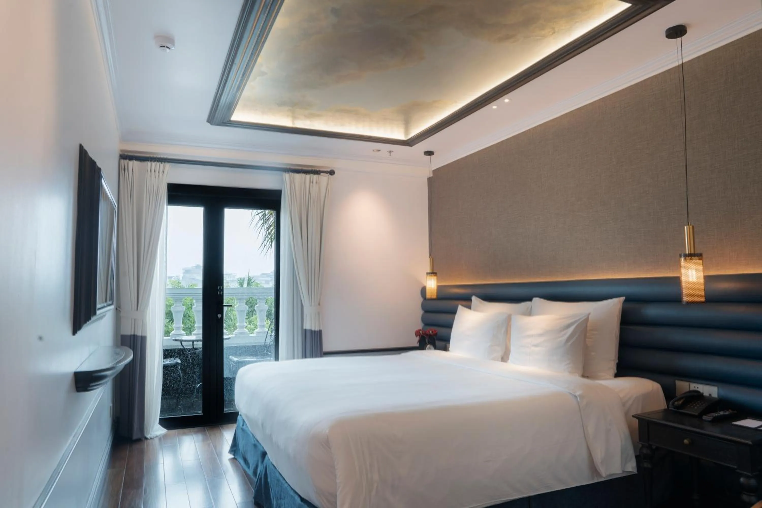 View (from property/room), Bed in La Sinfonía del Rey Hotel & Spa