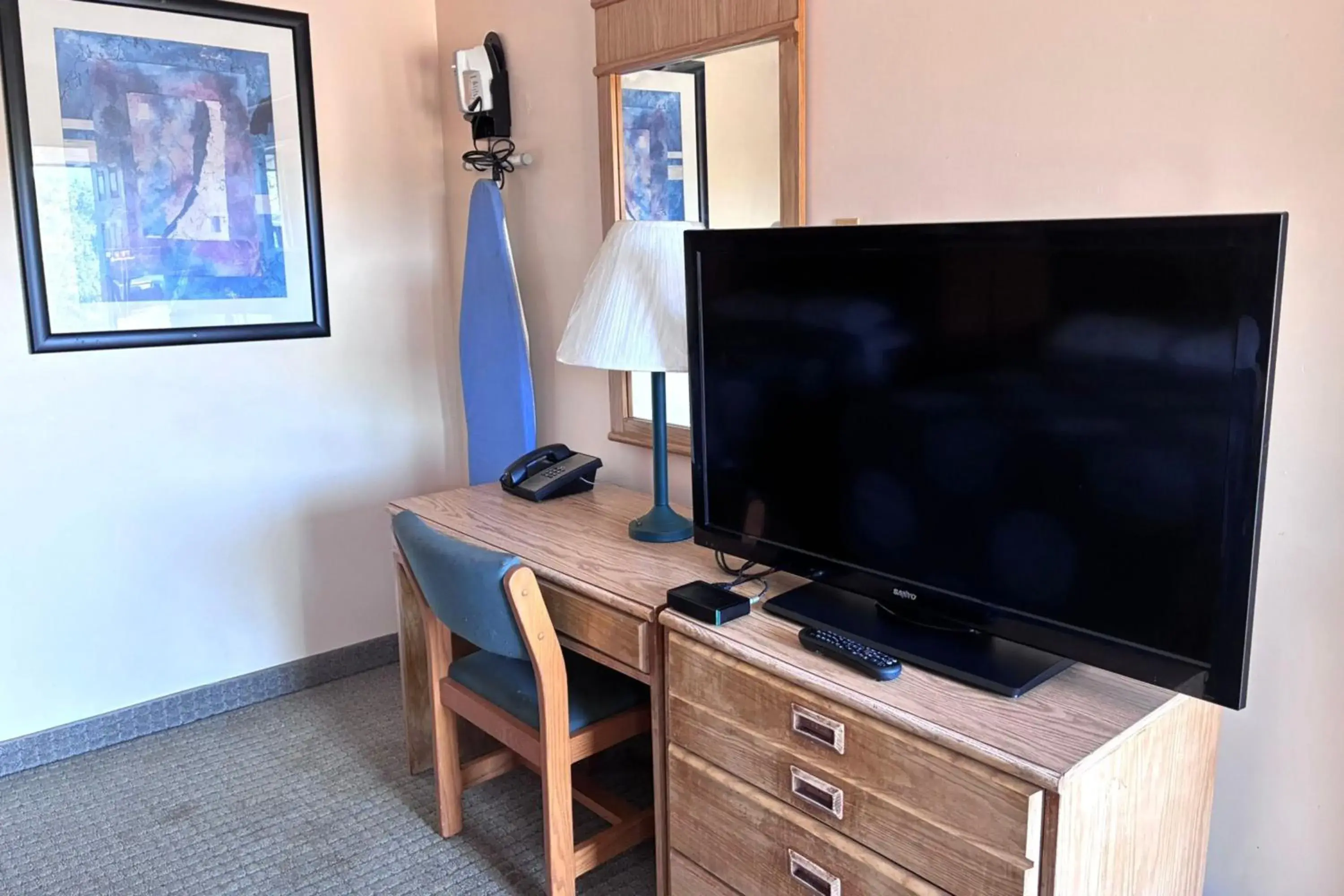 2 Full Beds Non-Smoking in Canton Inn By OYO 2 Full Beds Non-Smoking in Canton Inn By OYO