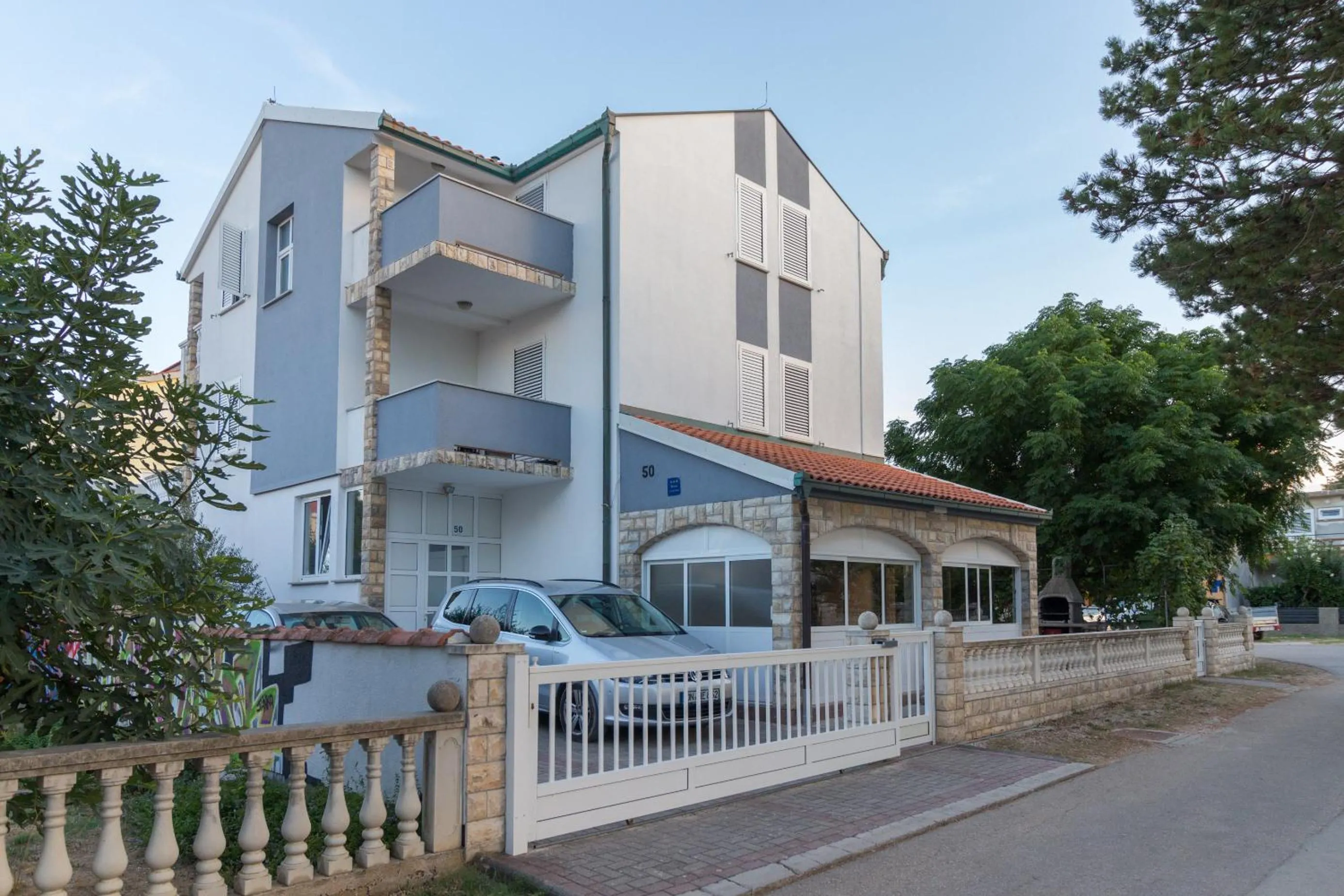 Apartments Sunset near the sandy beach - by TA Leut Agency