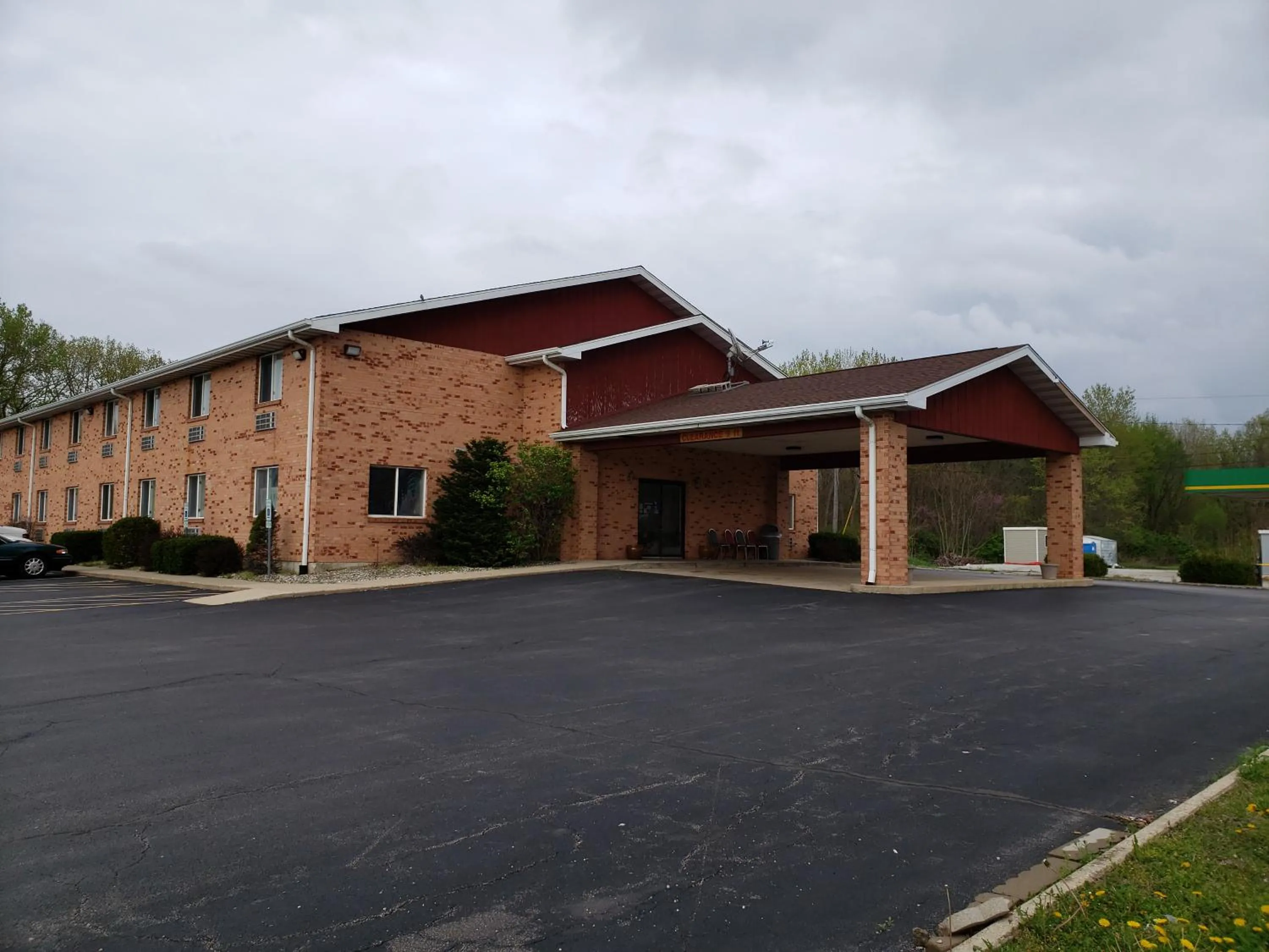 Property building in Super 8 by Wyndham Watseka