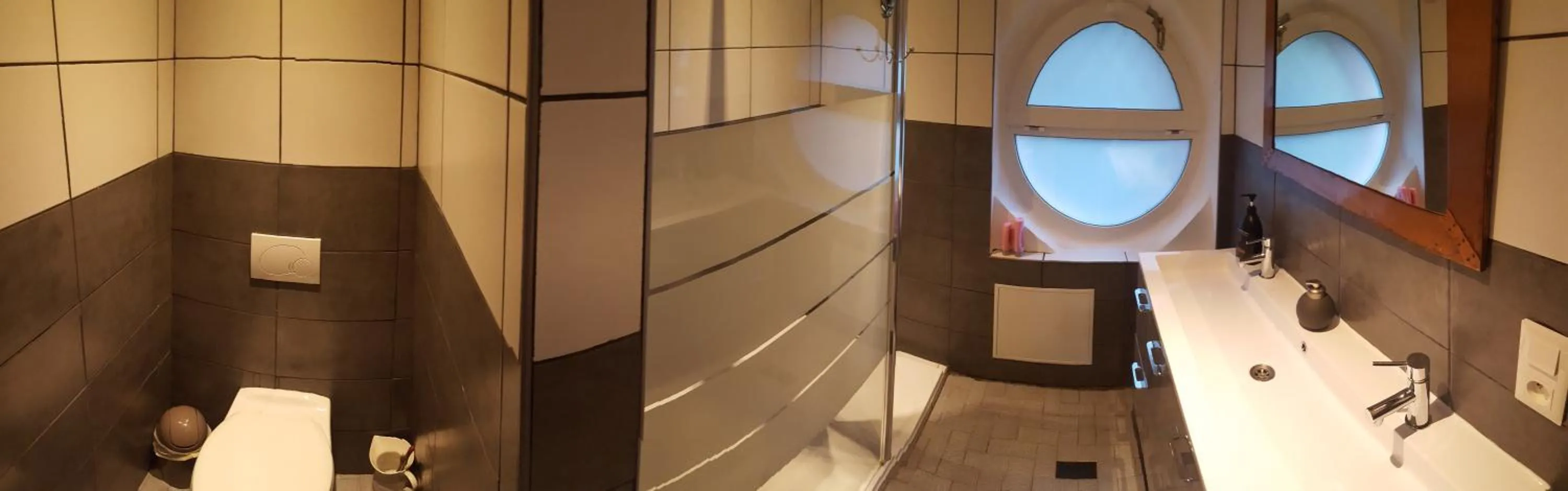 Bathroom in Les Iris Chambres d’hôte