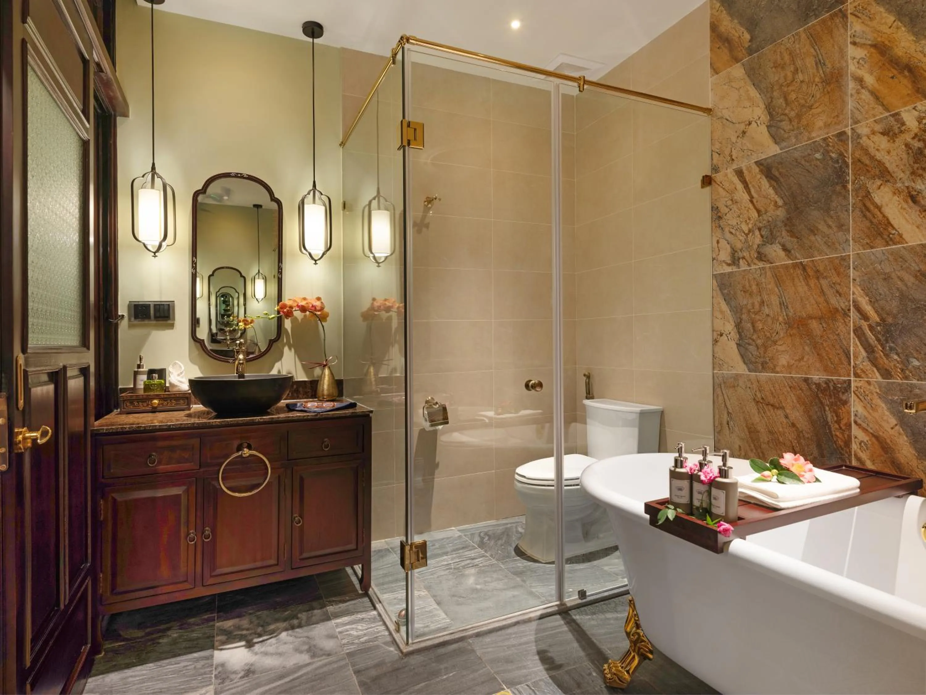 Shower in Ancient Huế Garden Houses