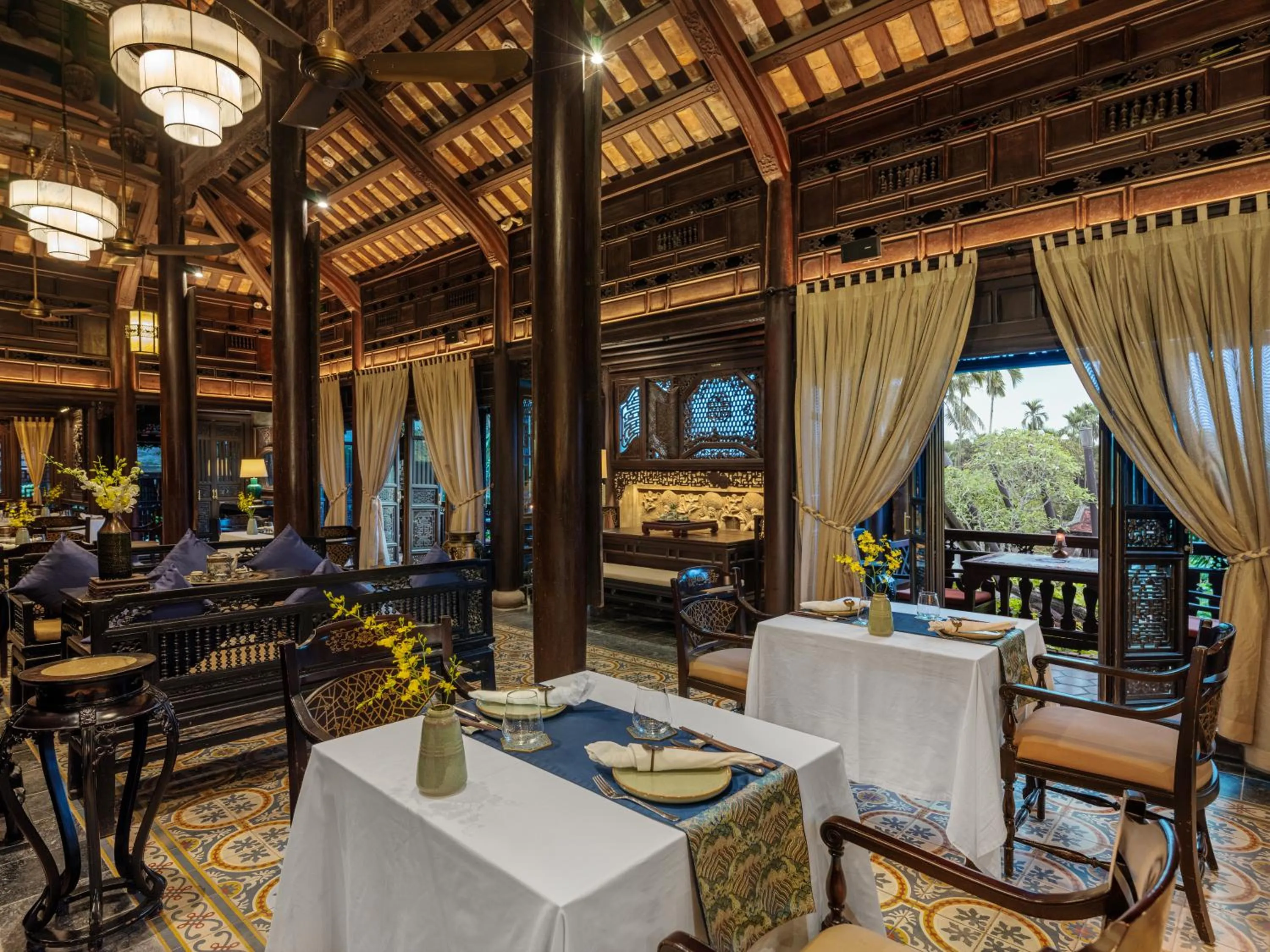 Restaurant/places to eat in Ancient Huế Garden Houses