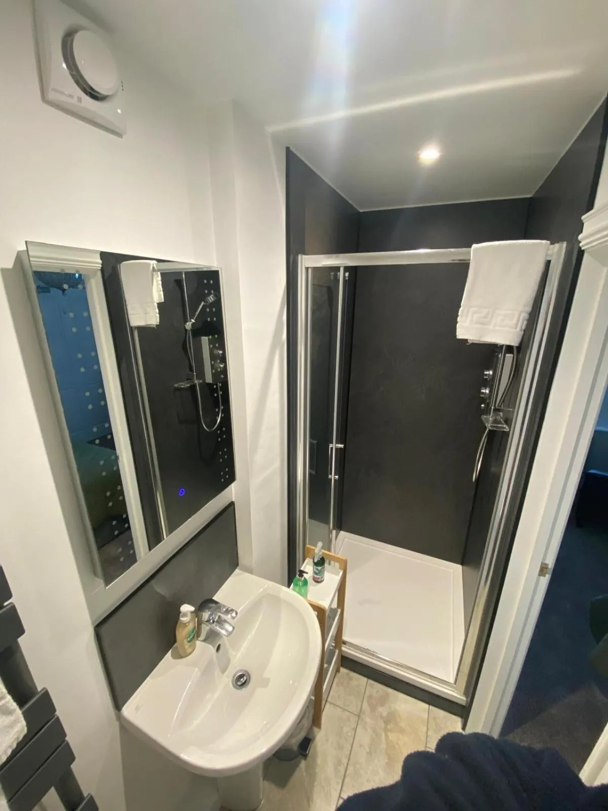 Claremont House Keswick