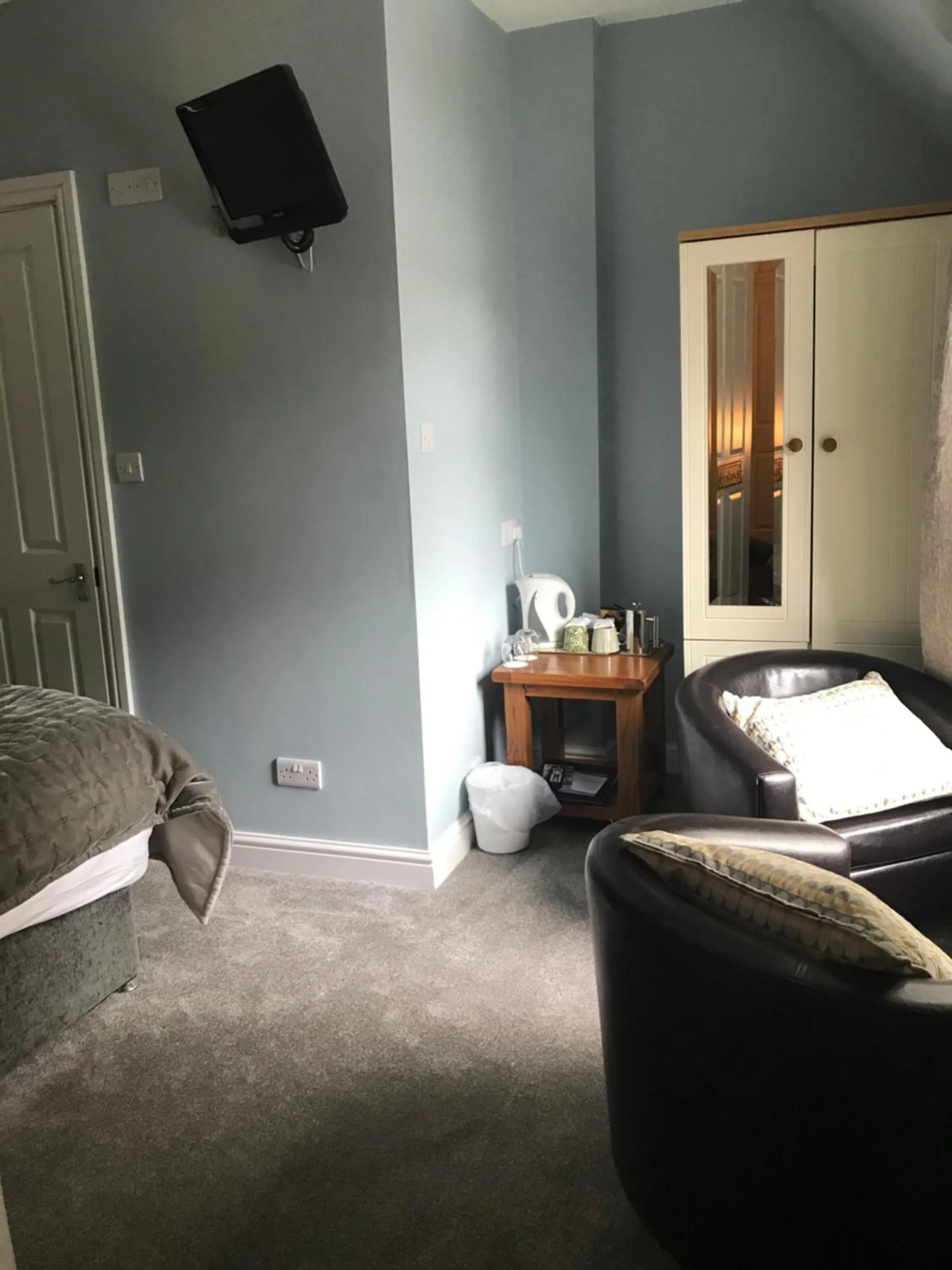 Bed in Claremont House Keswick