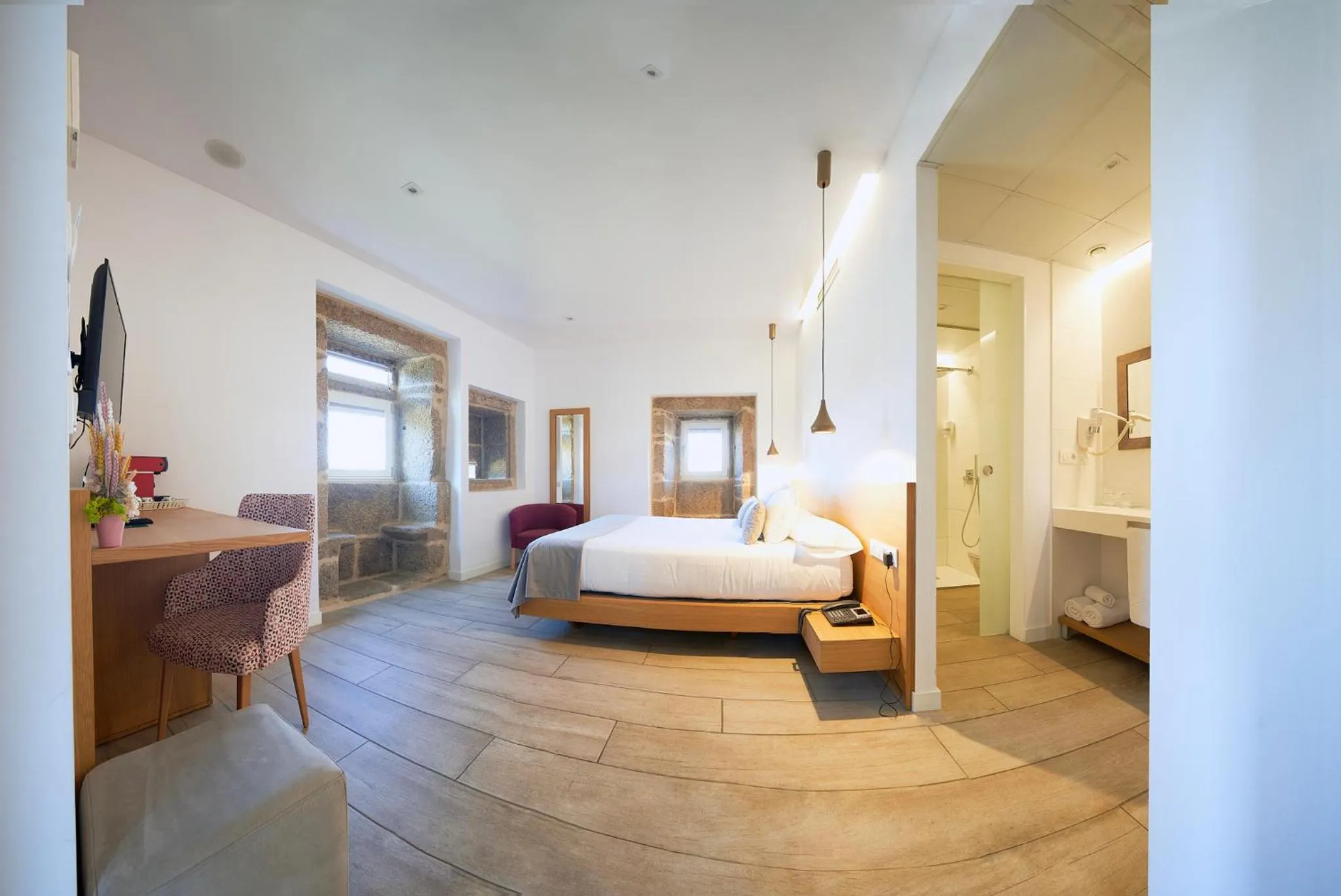 Photo of the whole room, Bed in Hotel Nande