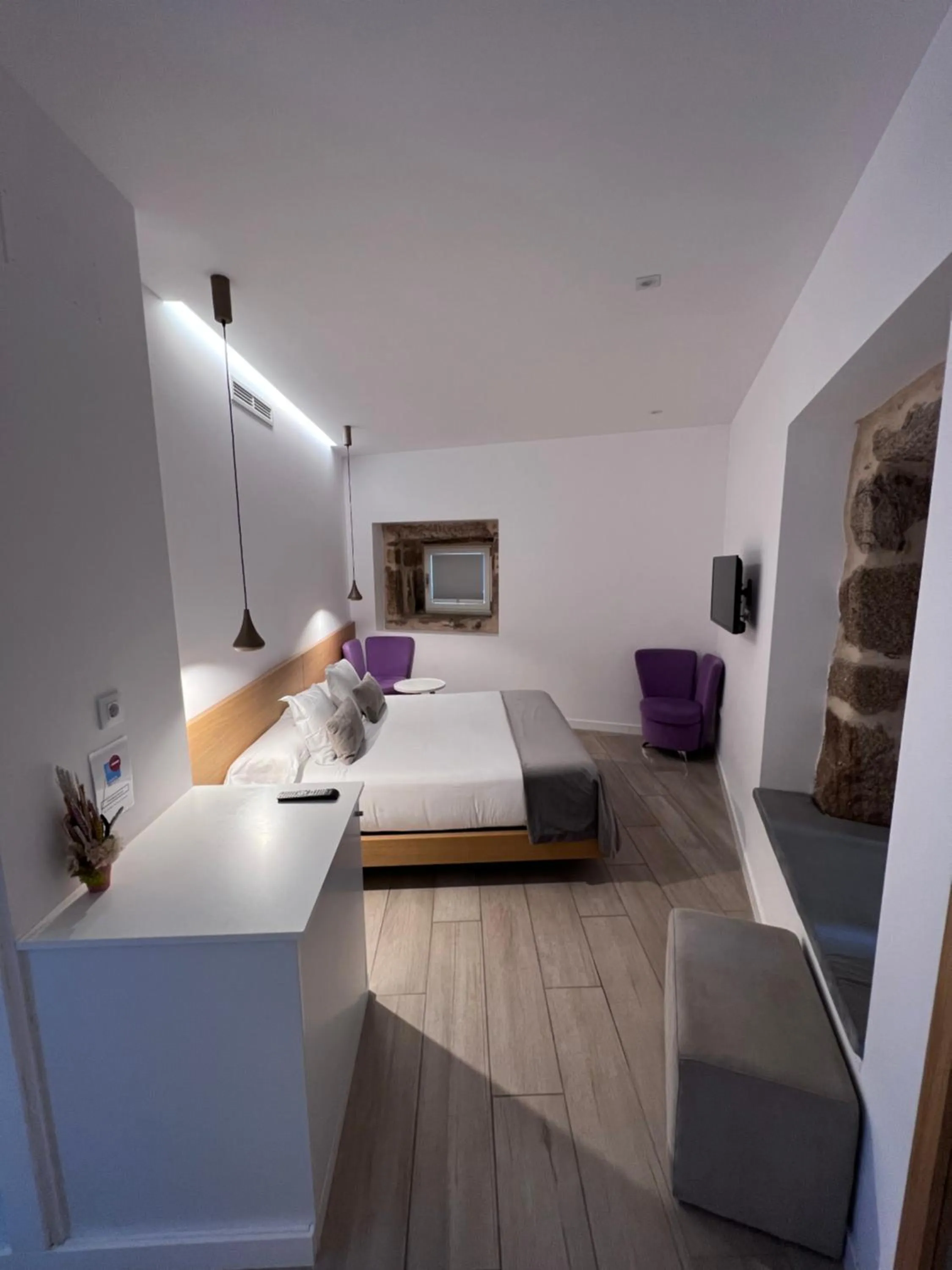 Photo of the whole room, Bed in Hotel Nande