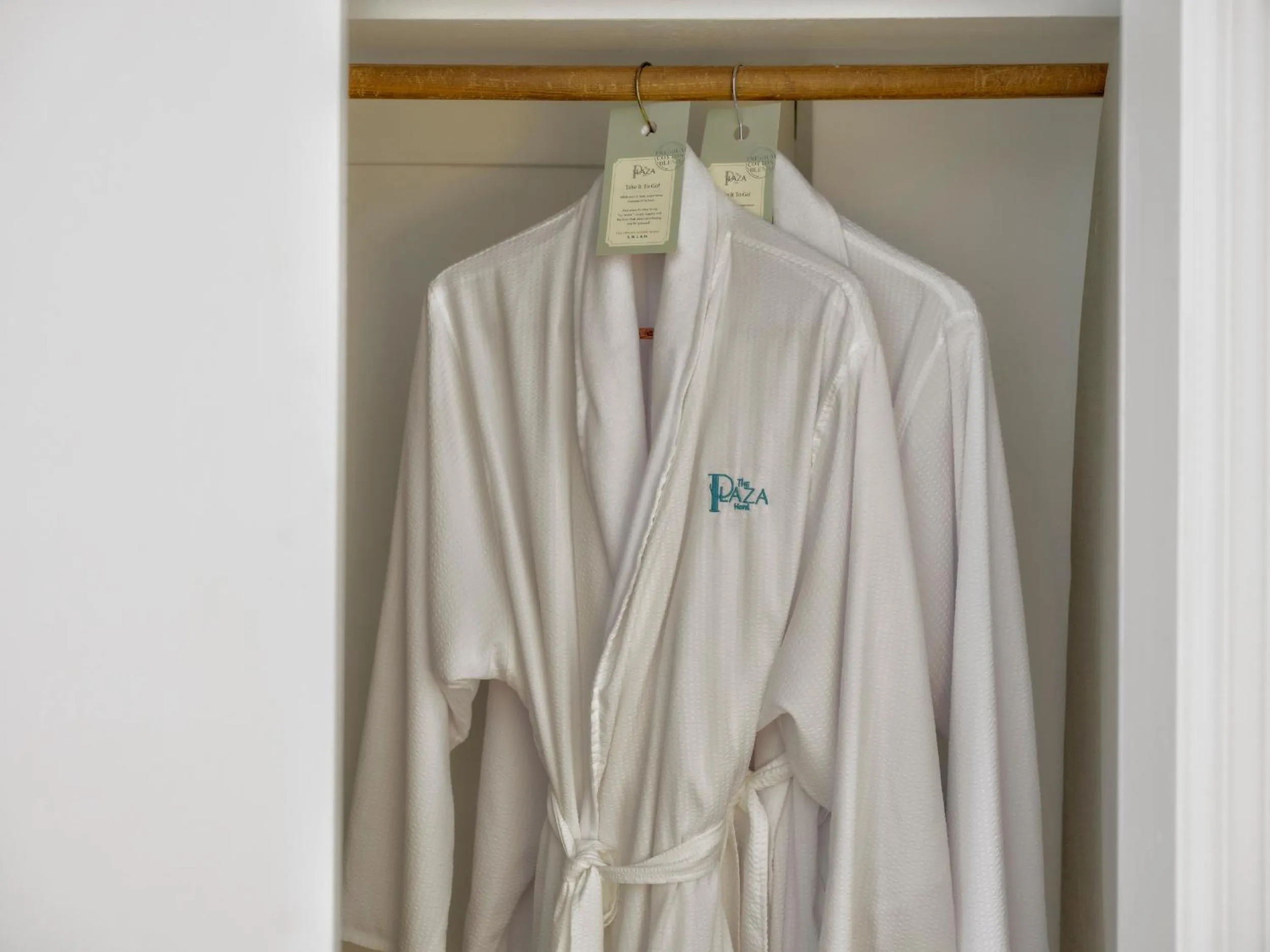 The Plaza Hotel - Milwaukee