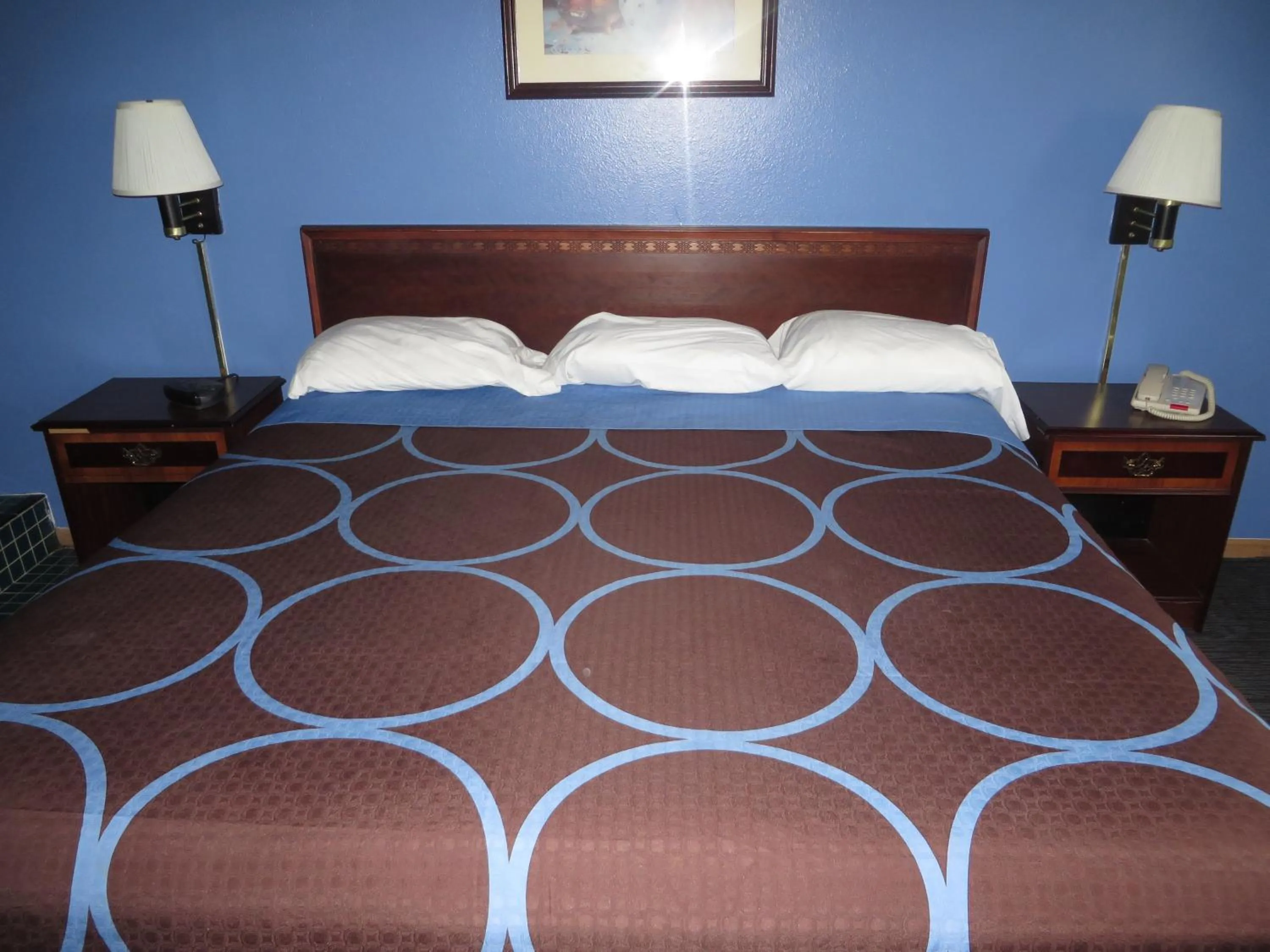 Bed in Super 8 by Wyndham Monmouth IL