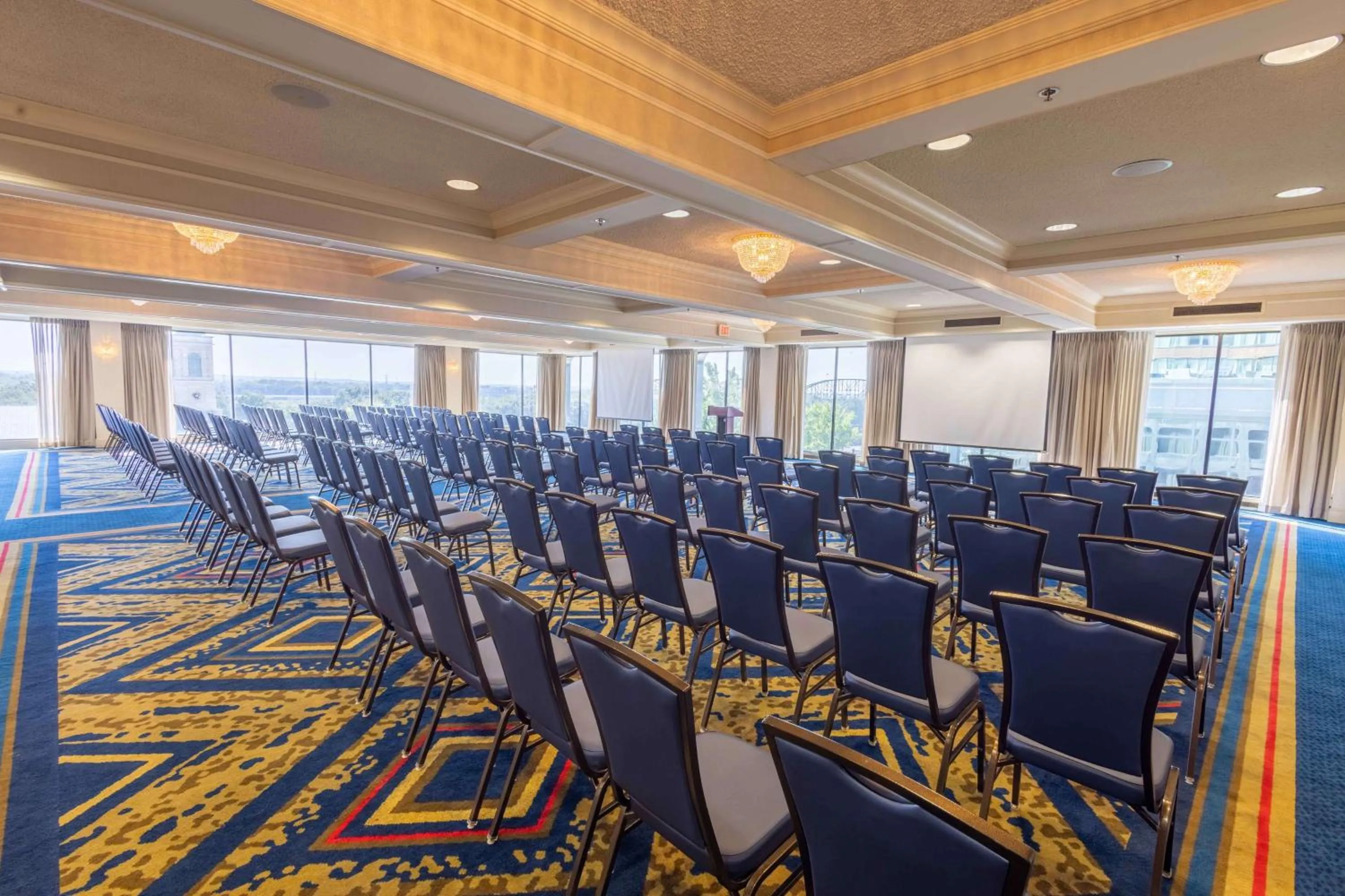 Meeting/conference room in Drury Plaza St. Louis at the Arch