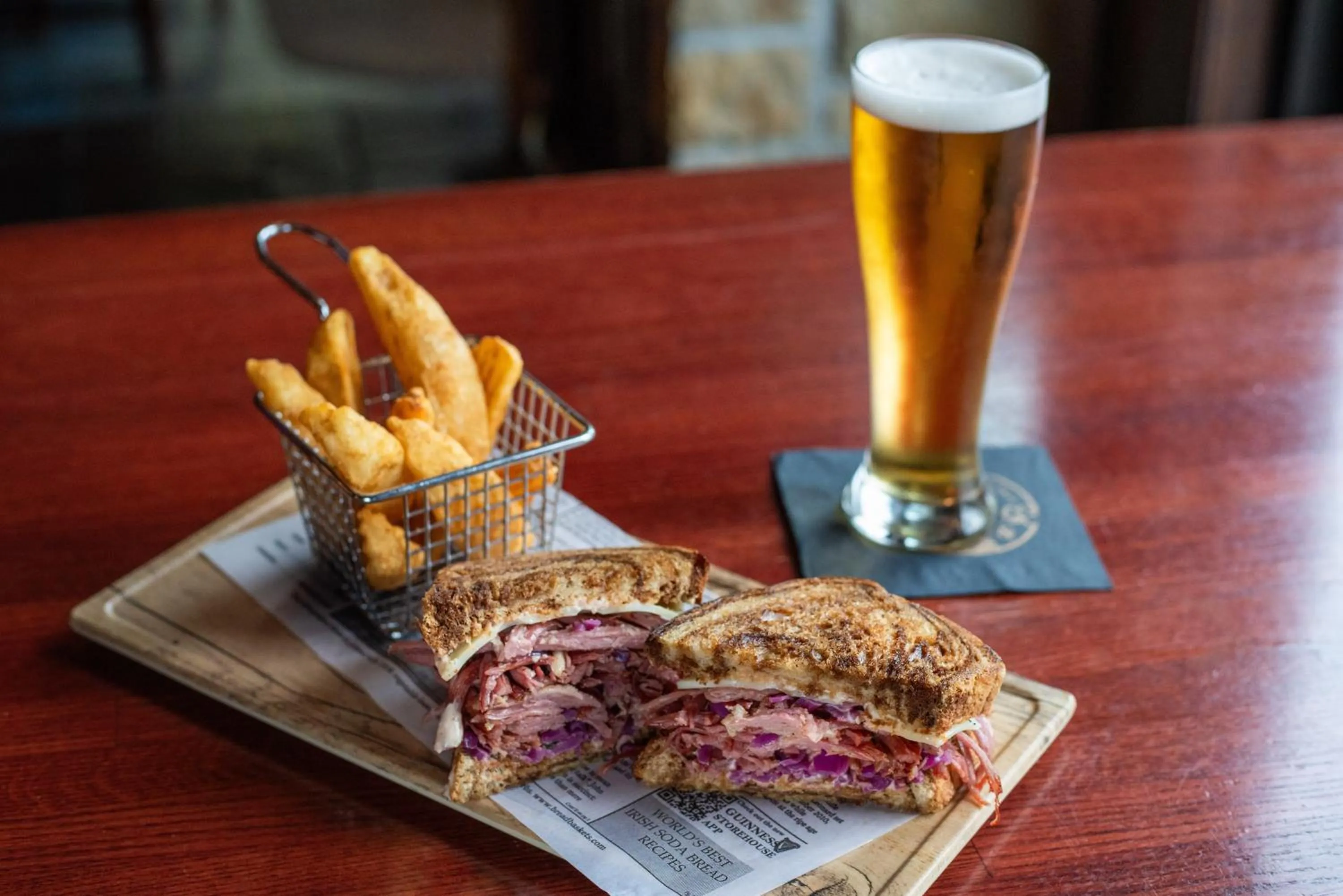 Food and drinks in Irish Cottage Inn & Suites