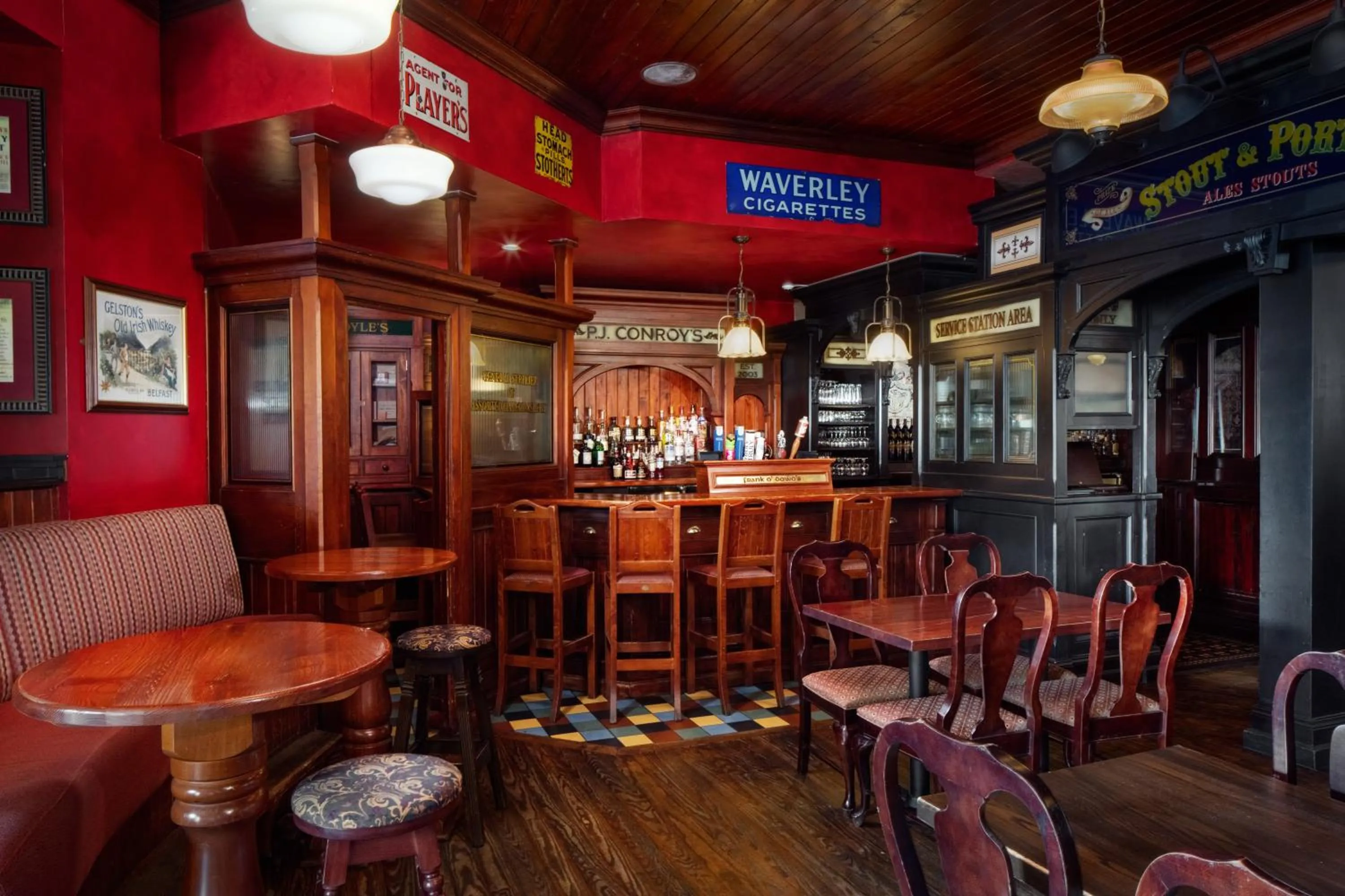 Restaurant/places to eat in Irish Cottage Inn & Suites