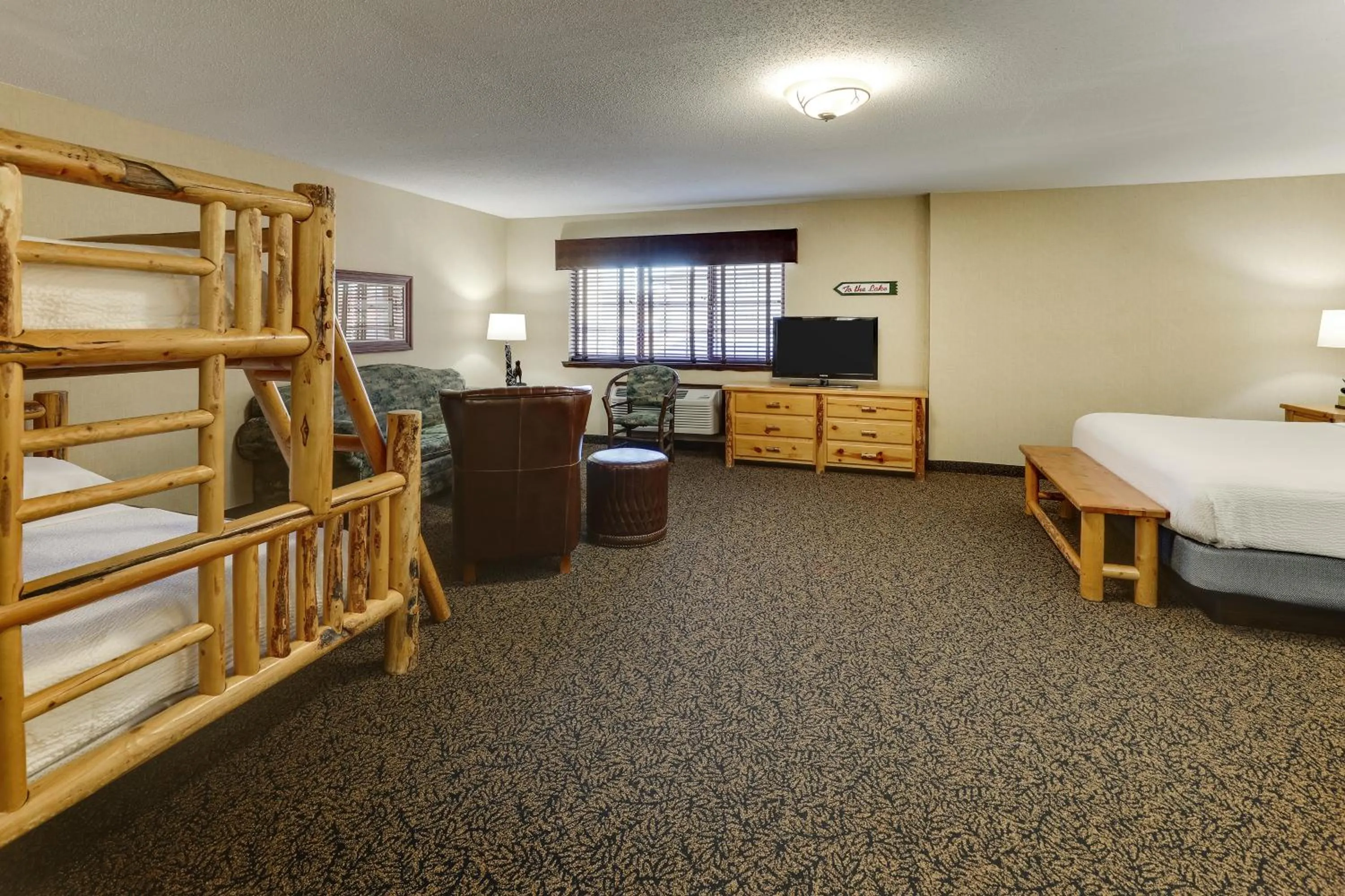 Bed in Stoney Creek Hotel Quad Cities - Moline