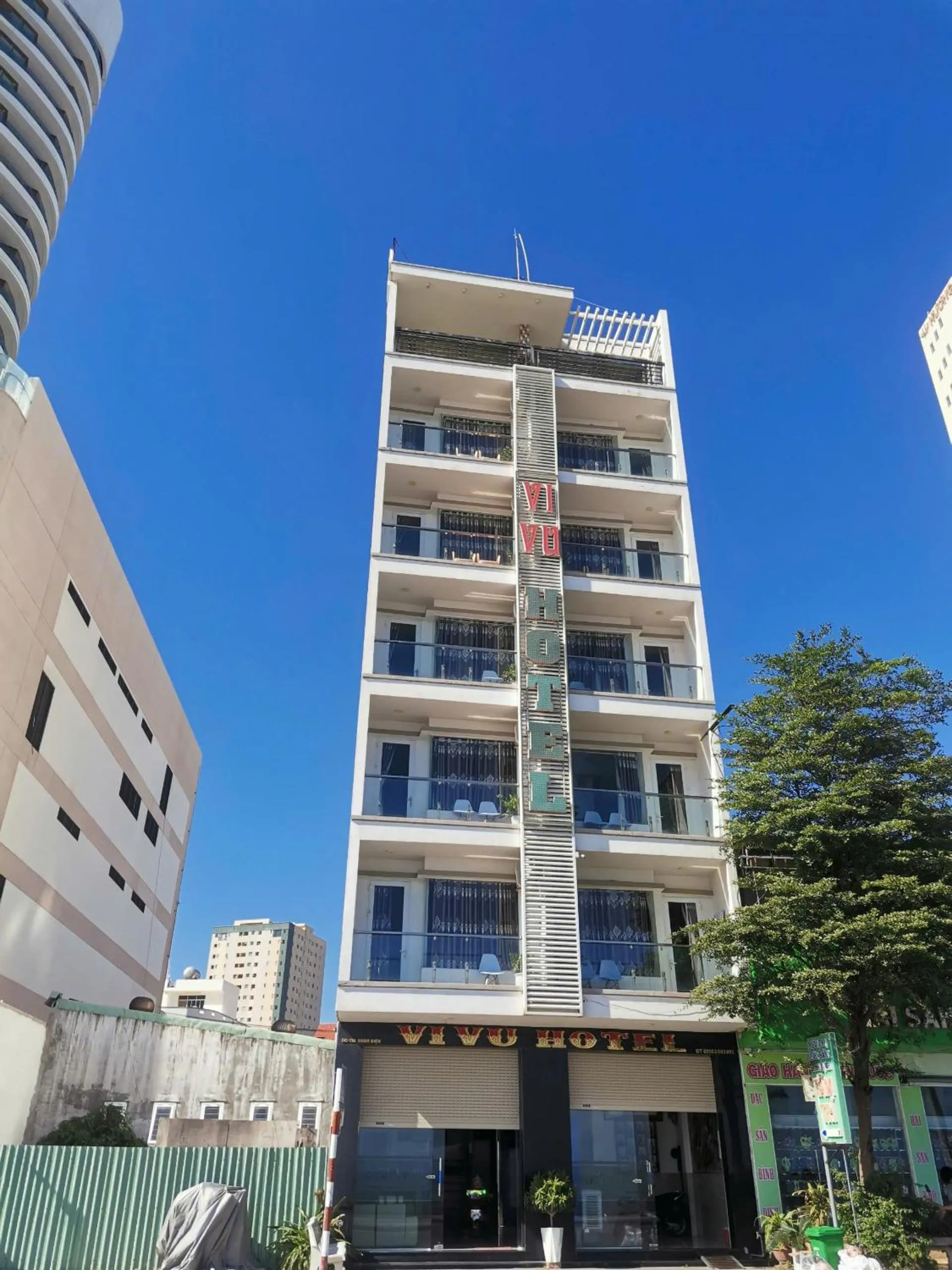 Property building in VIVU HOTEL