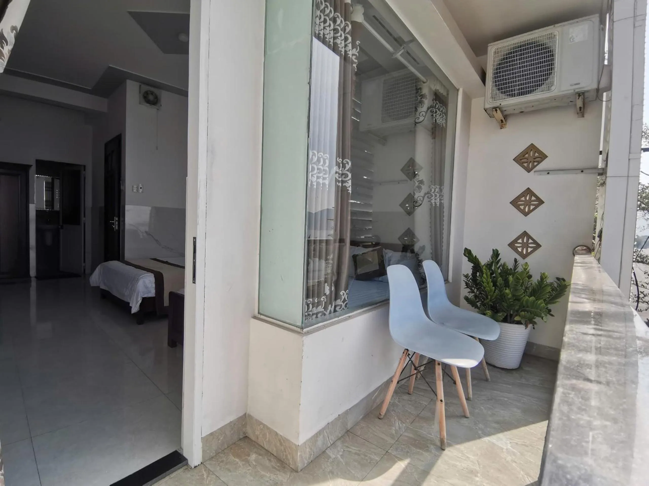 Property building in VIVU HOTEL