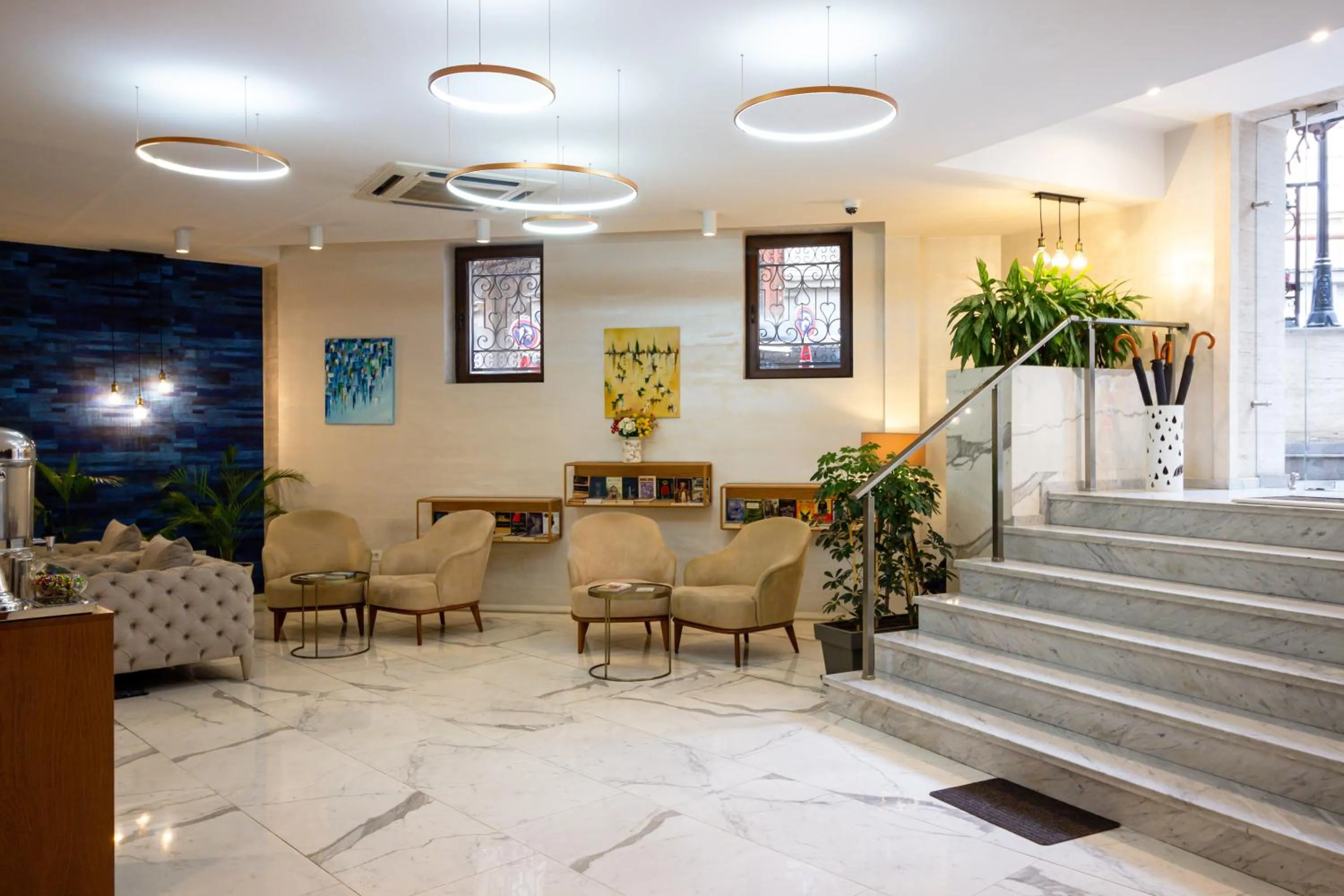 Property building in Silver 39 Corner Hotel