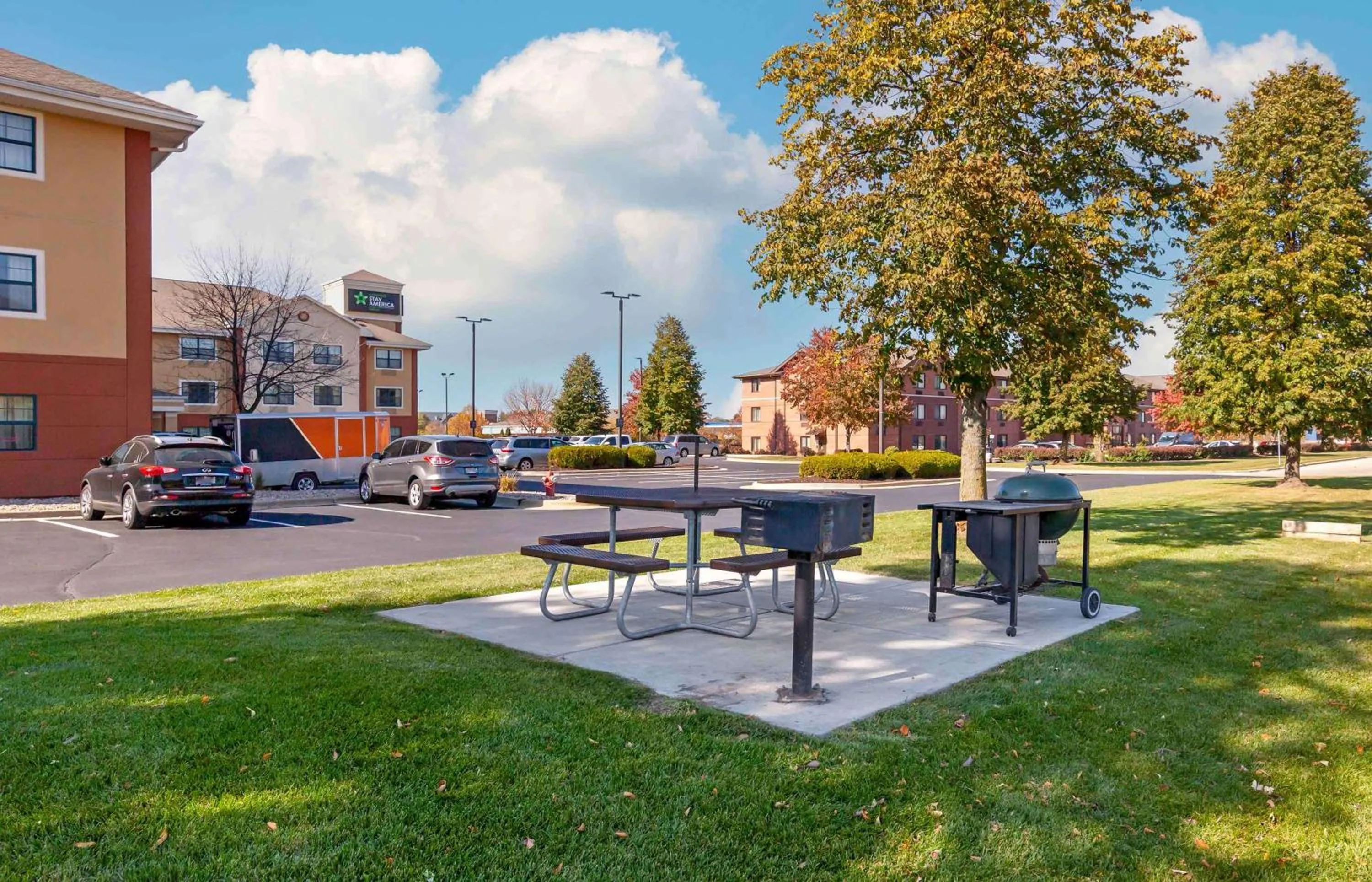 Property building in Extended Stay America Suites - Madison - Junction Court