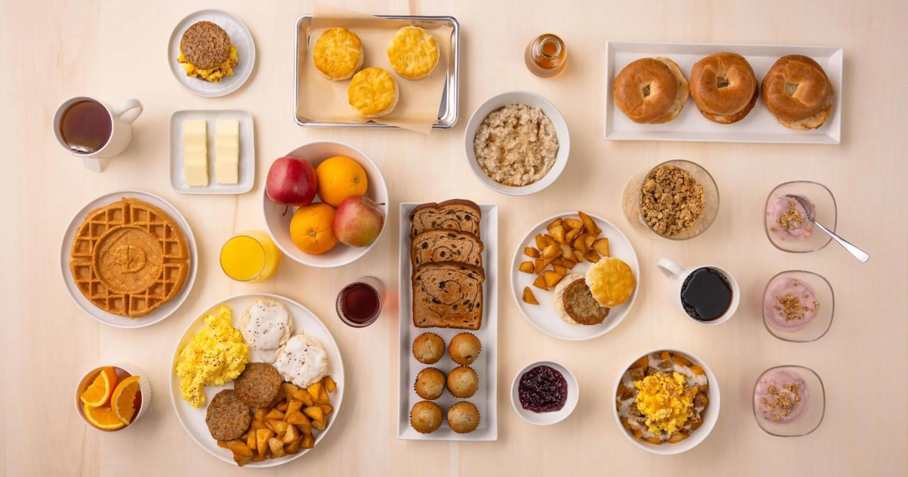 Breakfast in Pear Tree Inn St. Louis Near Union Station