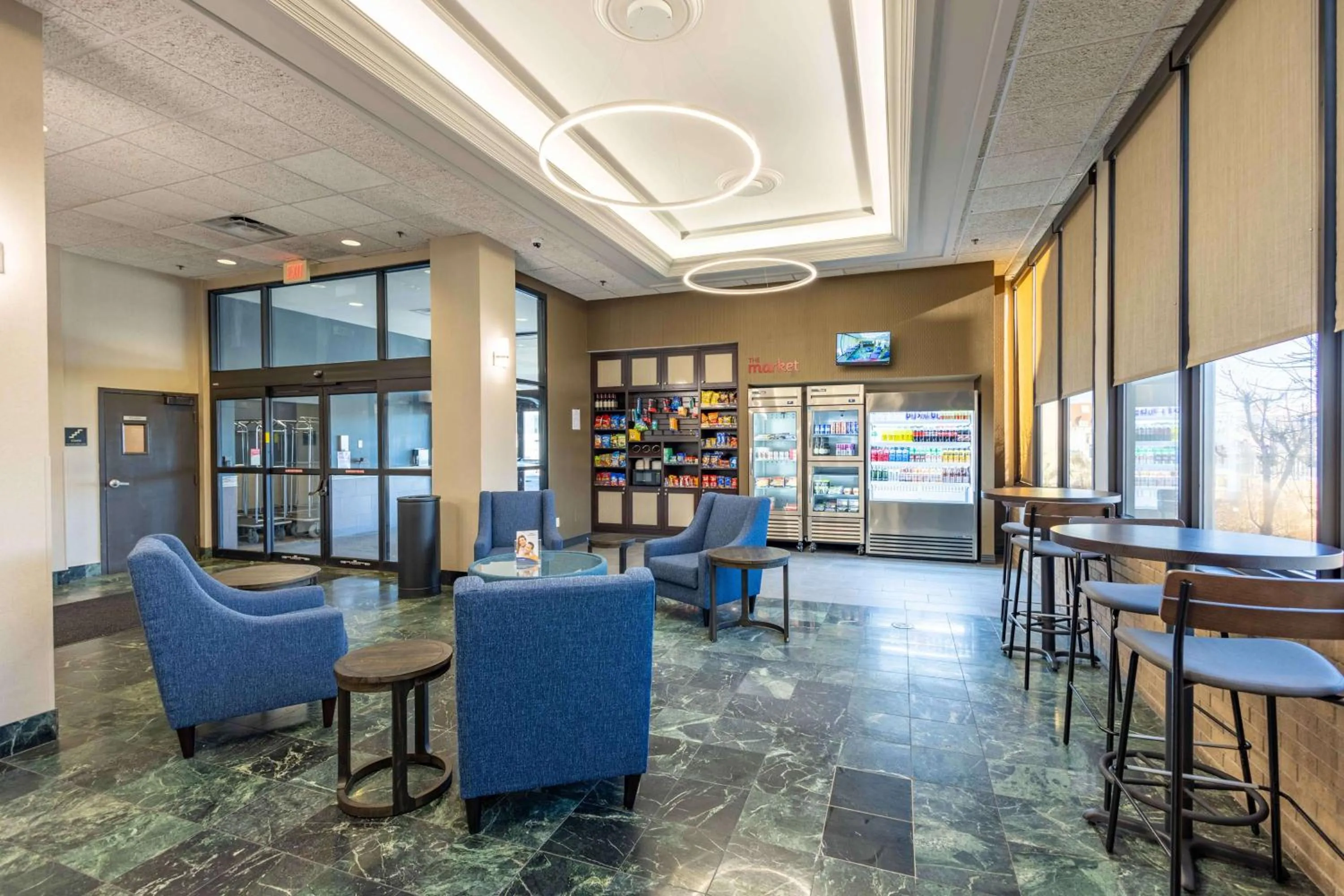 Property building in Pear Tree Inn St. Louis Near Union Station