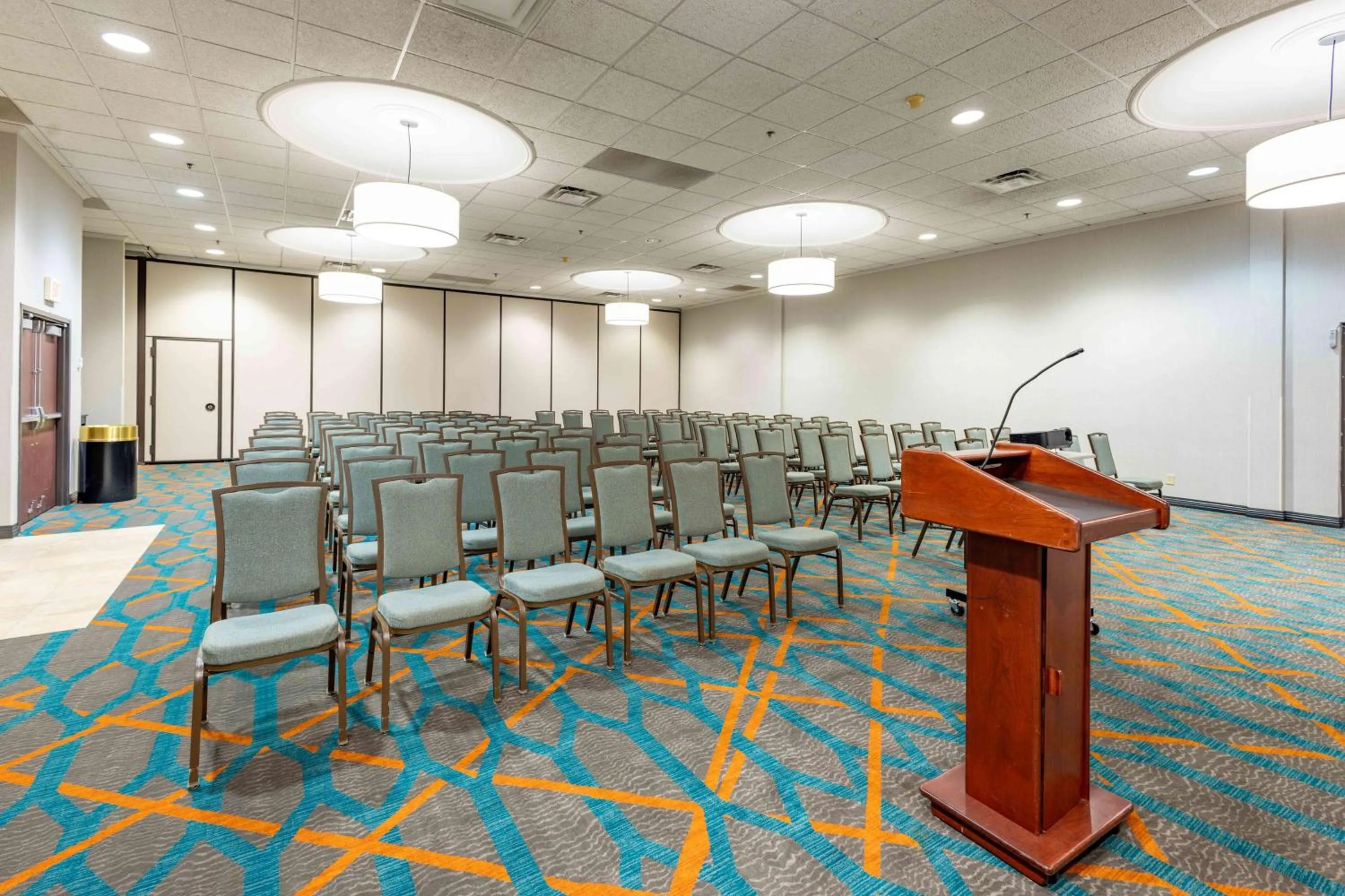 Meeting/conference room in Pear Tree Inn St. Louis Near Union Station