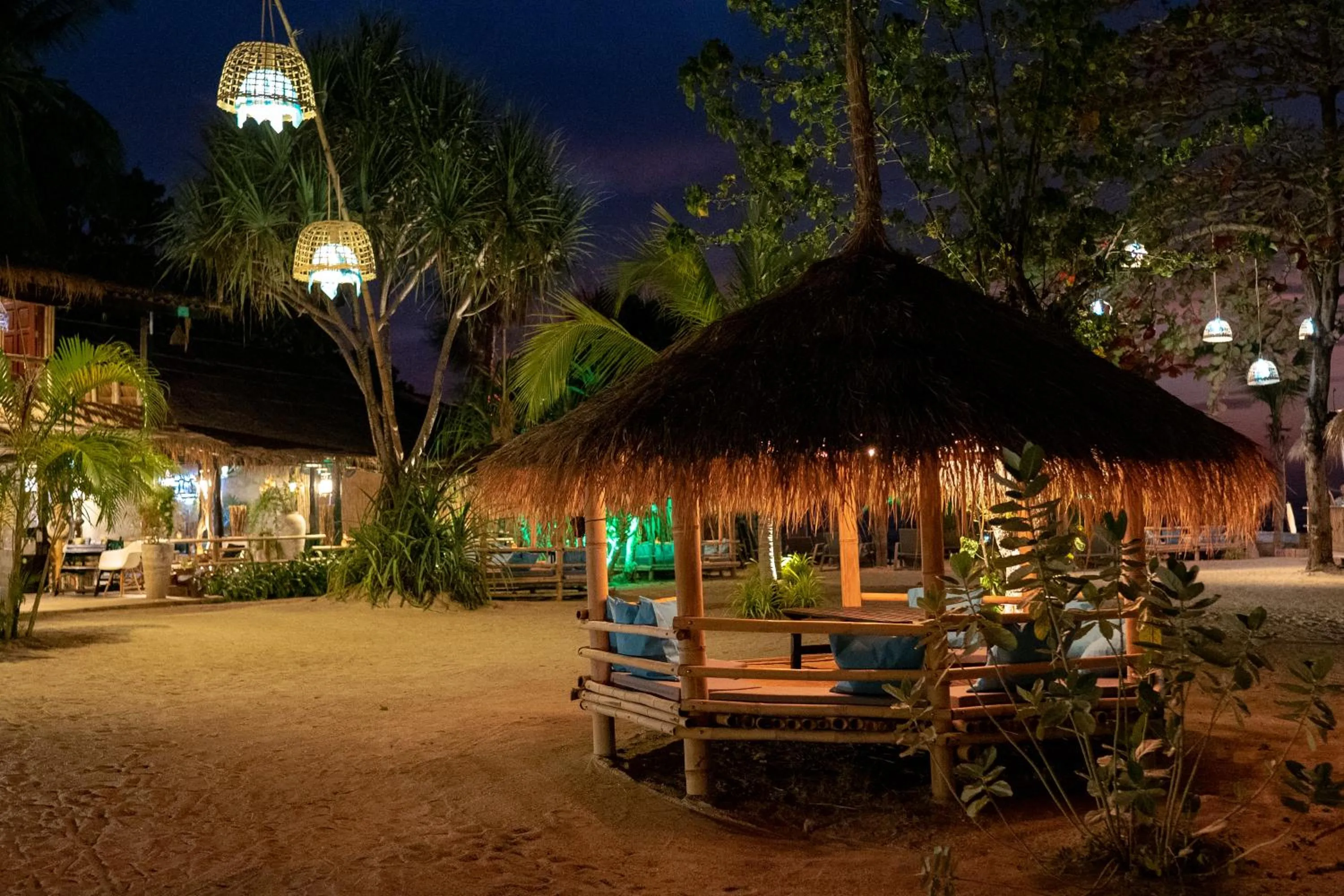 Property building in The Lazy Lodge