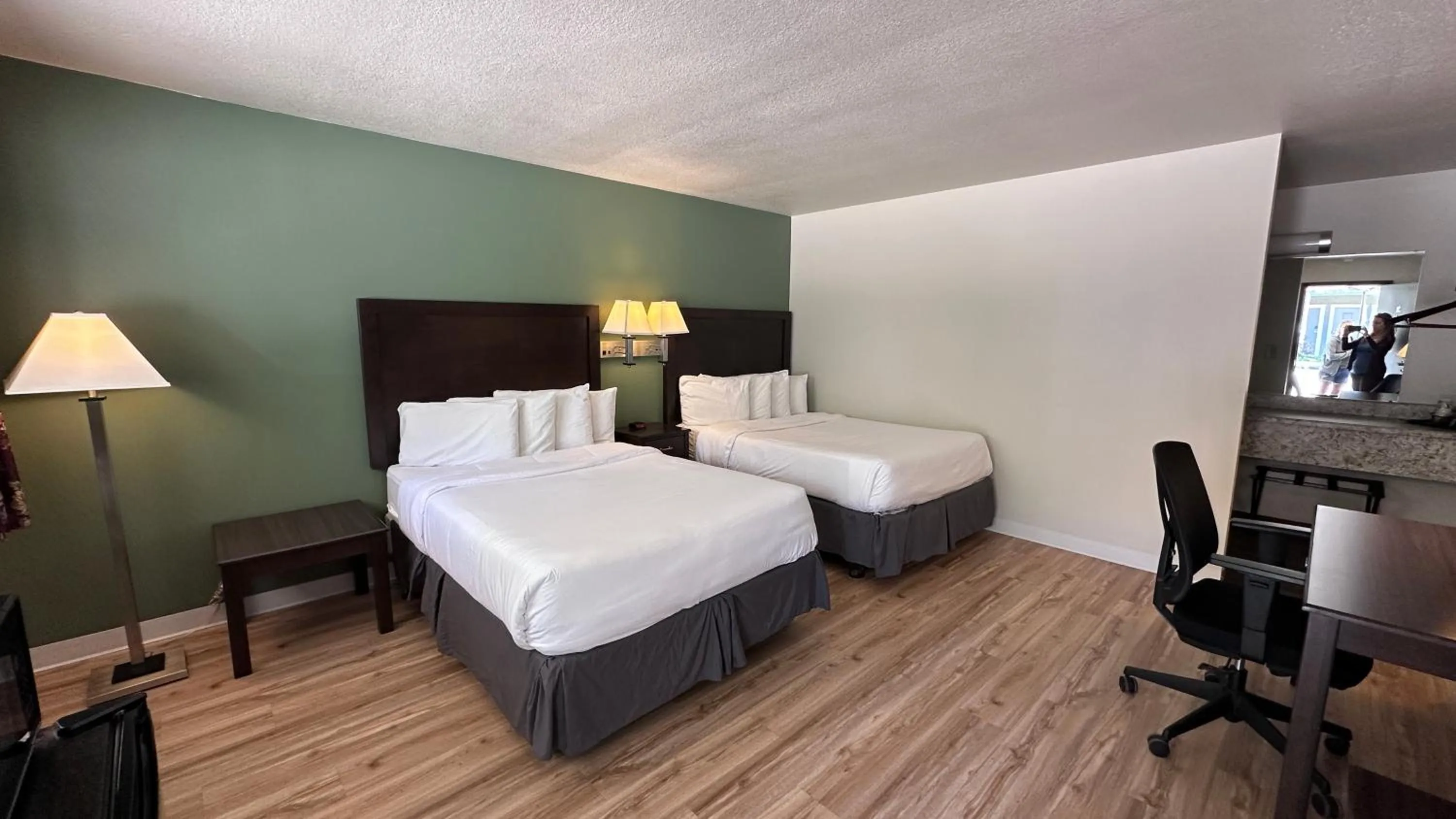 Bed in The Shelby Inn