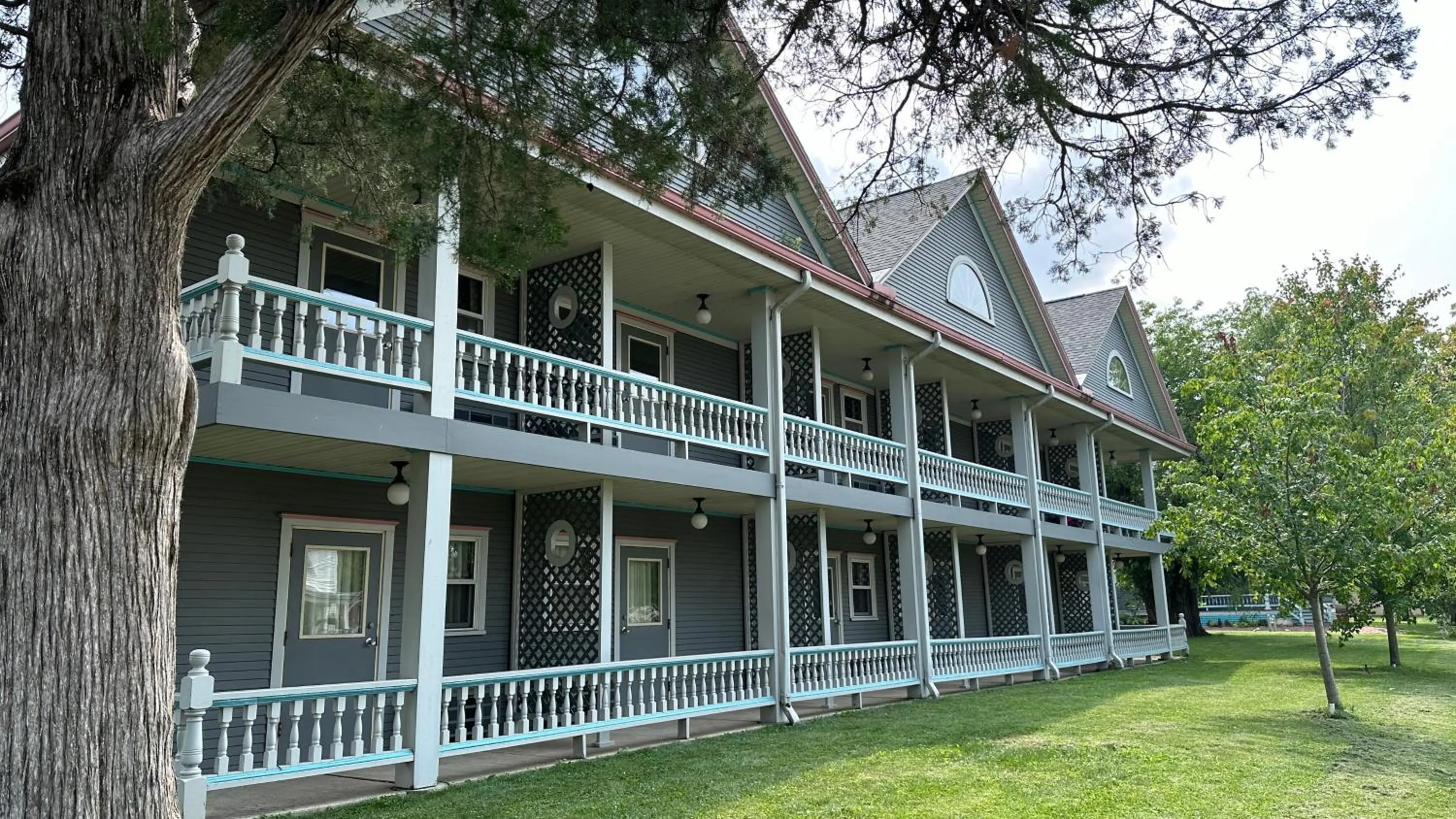 Property building in The Shelby Inn