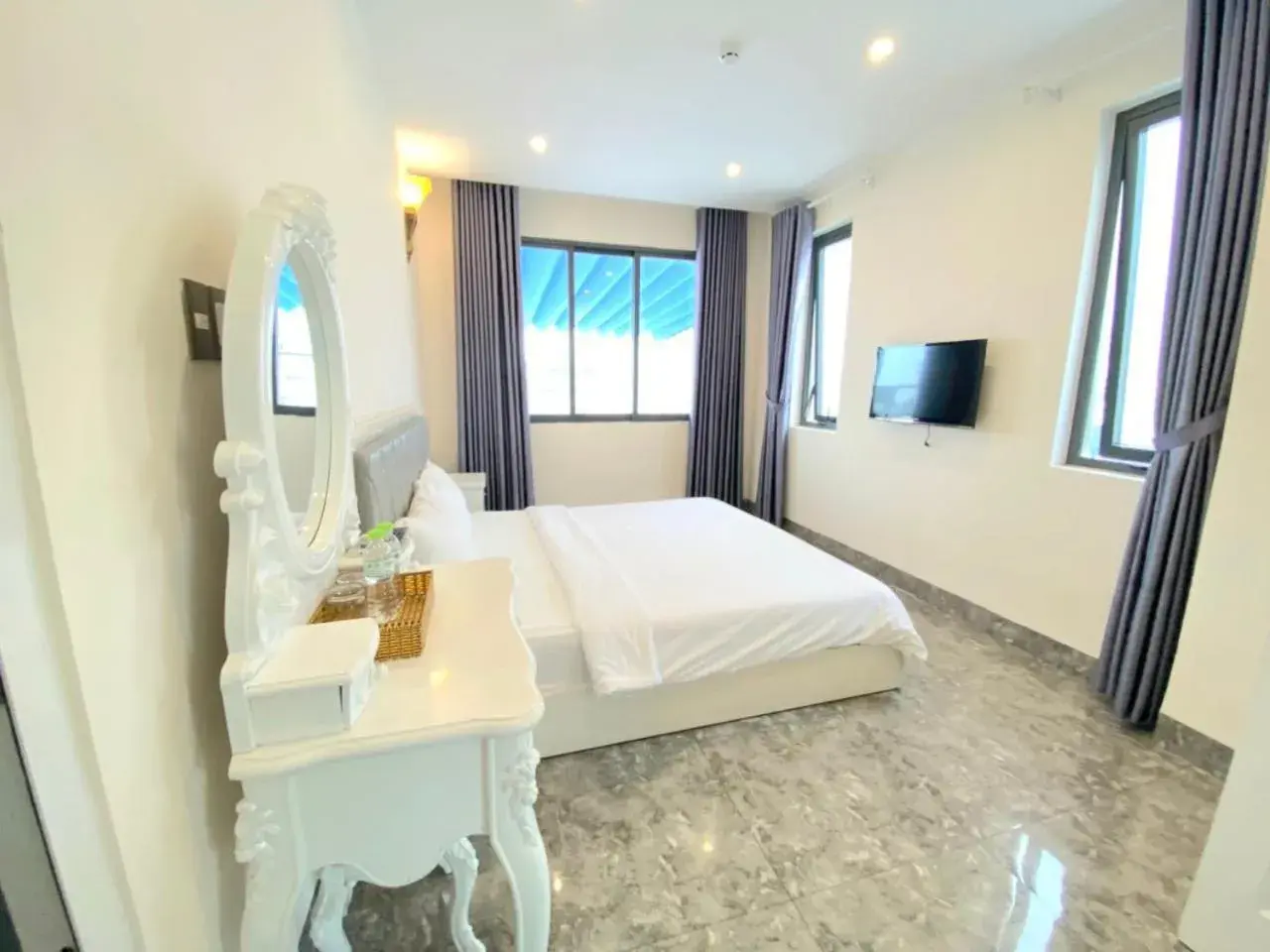 Deluxe Double Room in Sun Beach Hotel Deluxe Double Room in Sun Beach Hotel