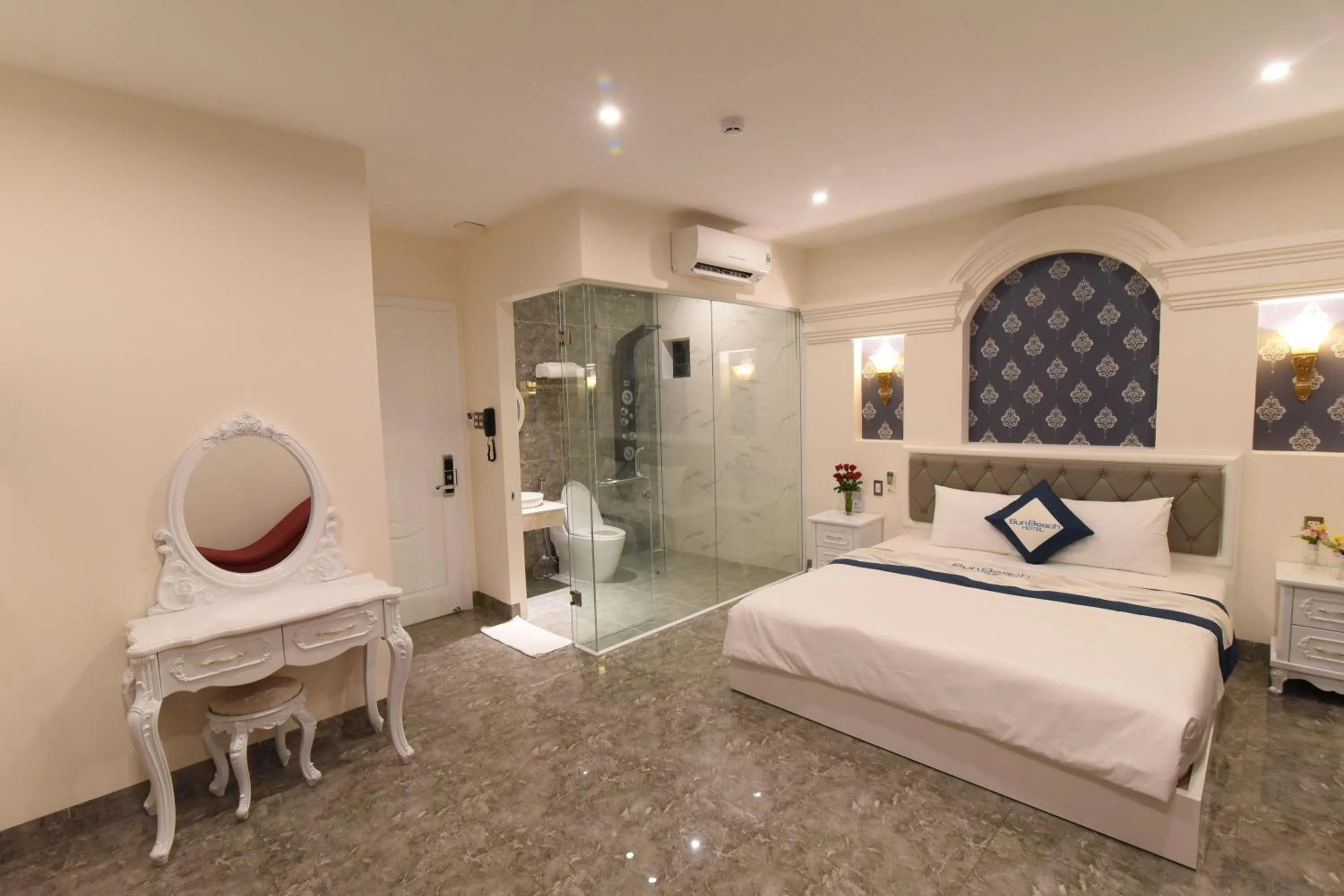 Bed in Sun Beach Hotel