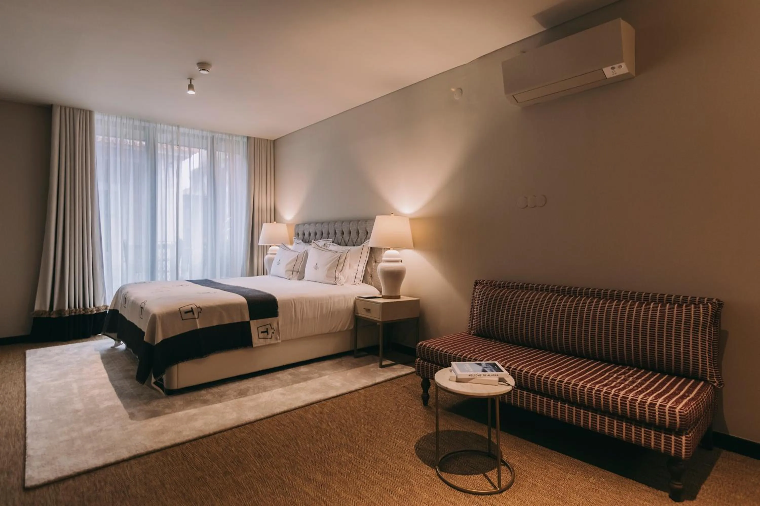 Bedroom, Bed in Torel Palace Porto