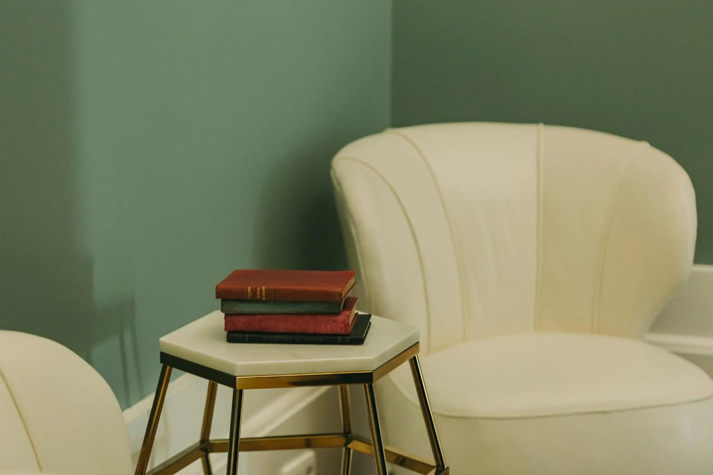 Decorative detail in Torel Palace Porto