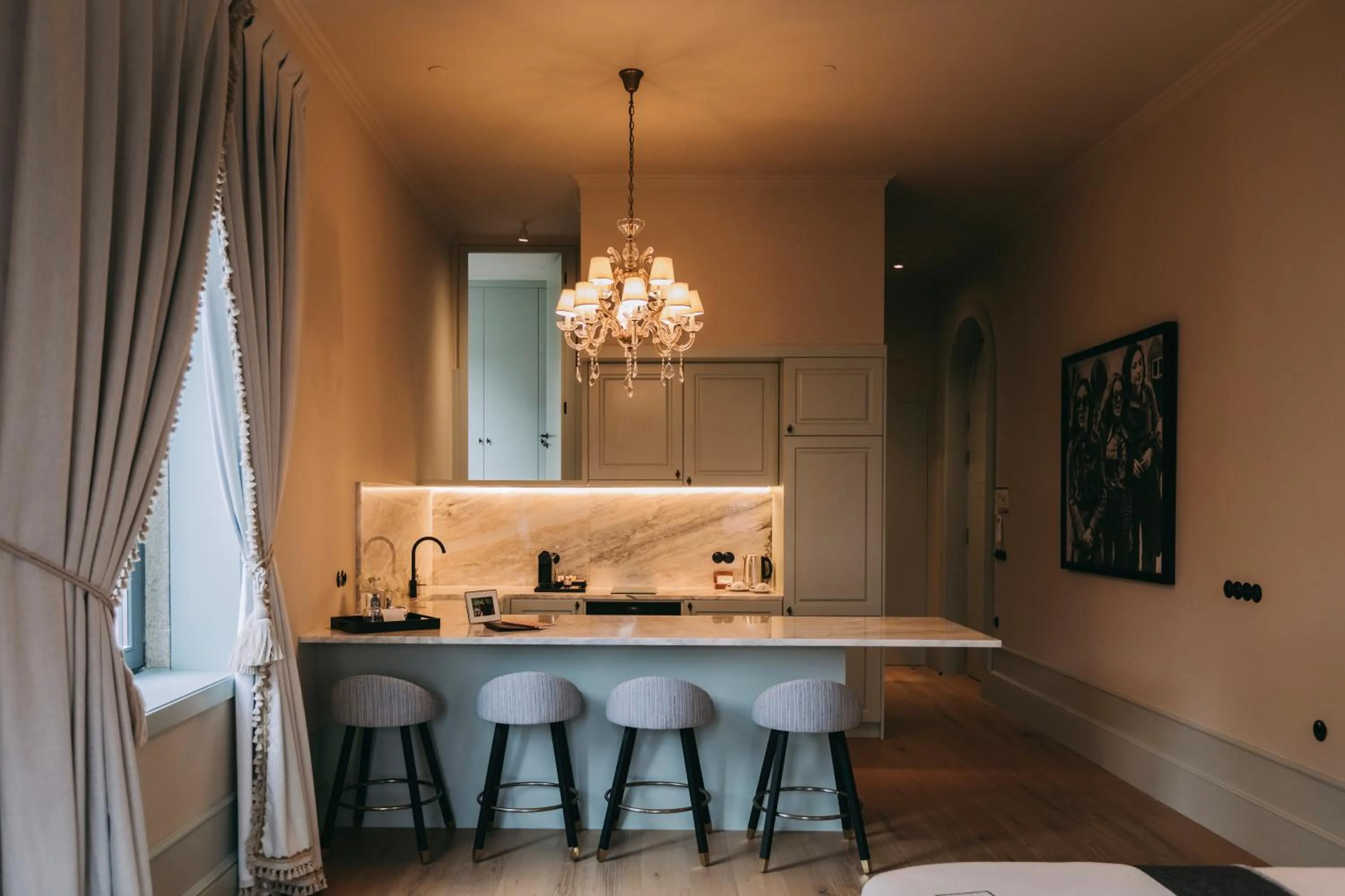 Kitchen or kitchenette in Torel Palace Porto