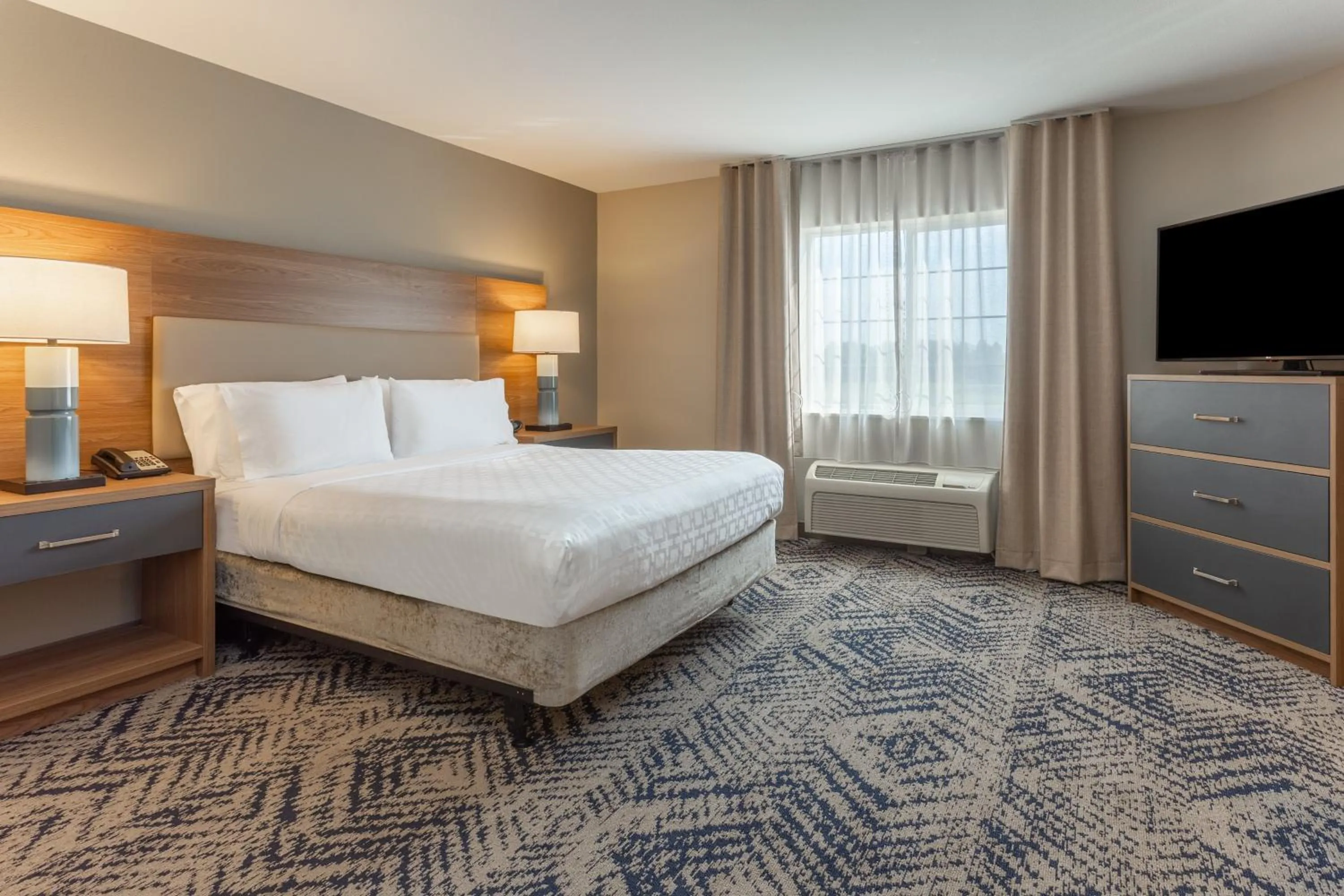 Photo of the whole room, Bed in Candlewood Suites Ofallon, Il - St. Louis Area by IHG