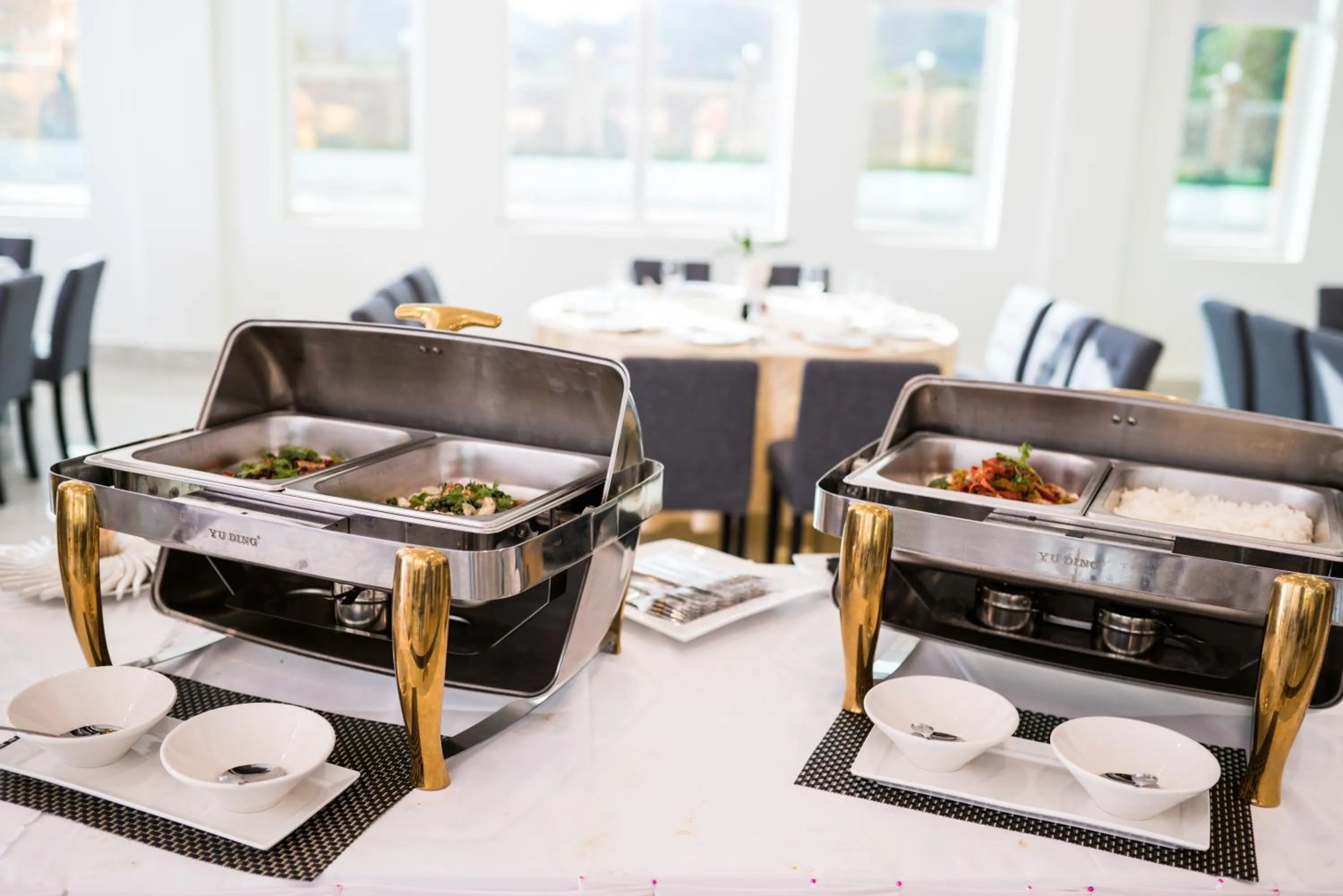 Restaurant/places to eat in Sangkahak Mith Hotel