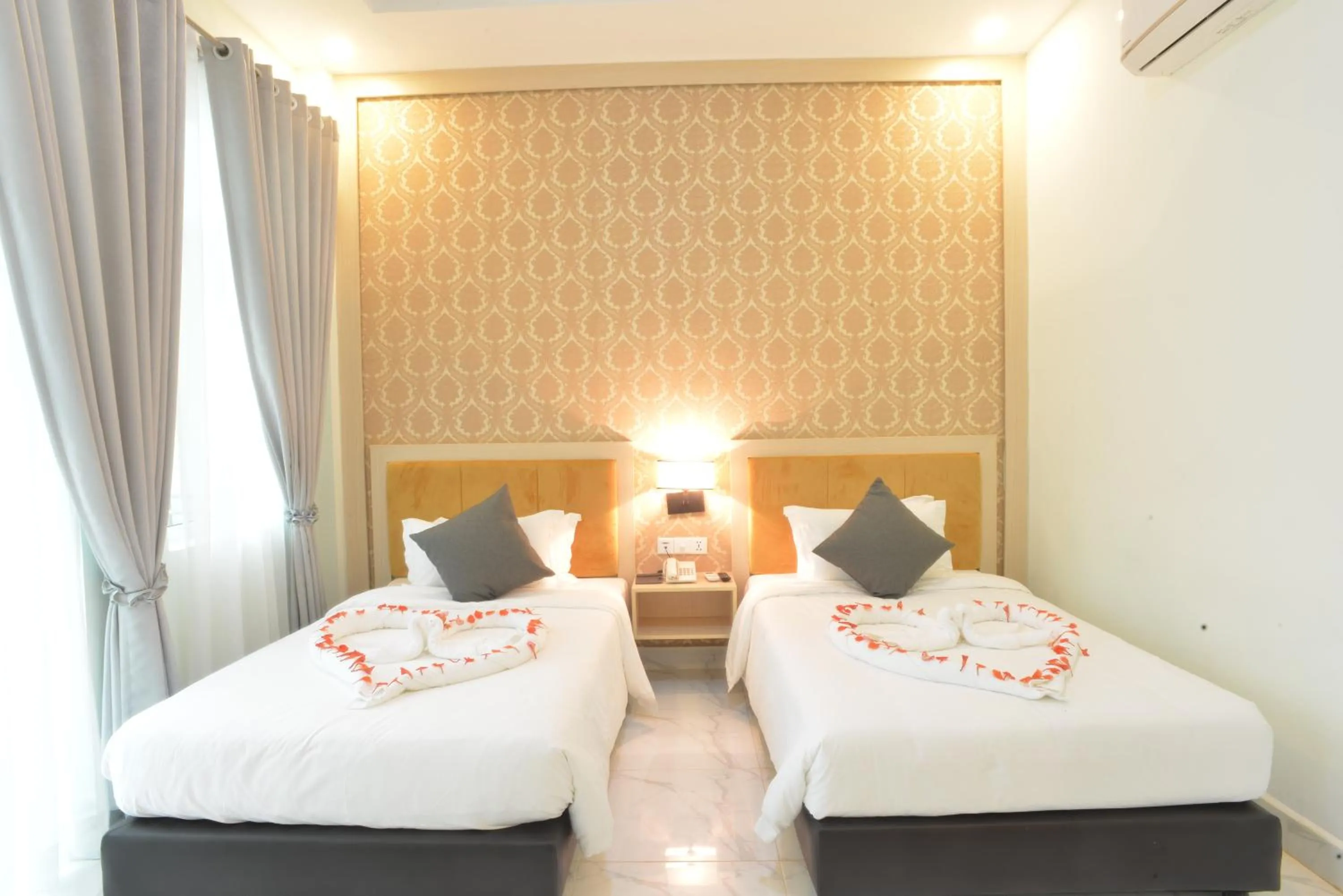 Bedroom, Bed in Sangkahak Mith Hotel