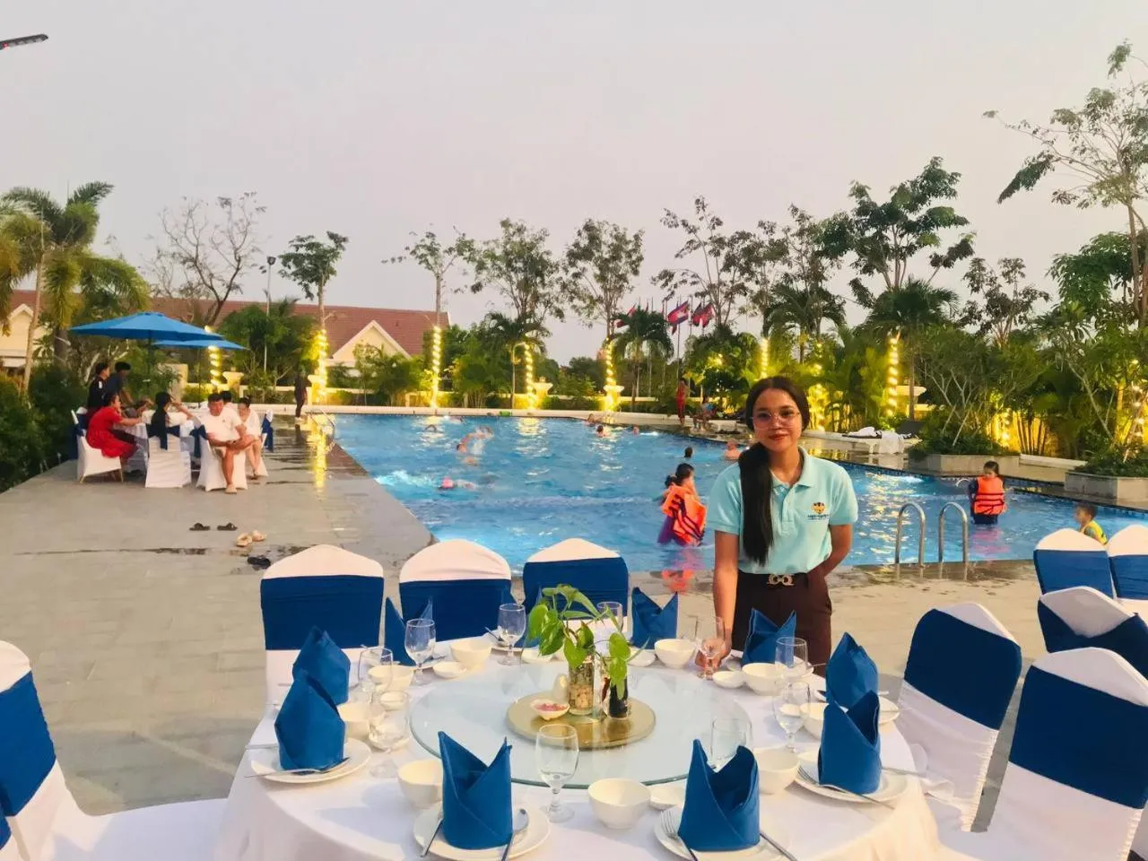 Dining area in Sangkahak Mith Hotel