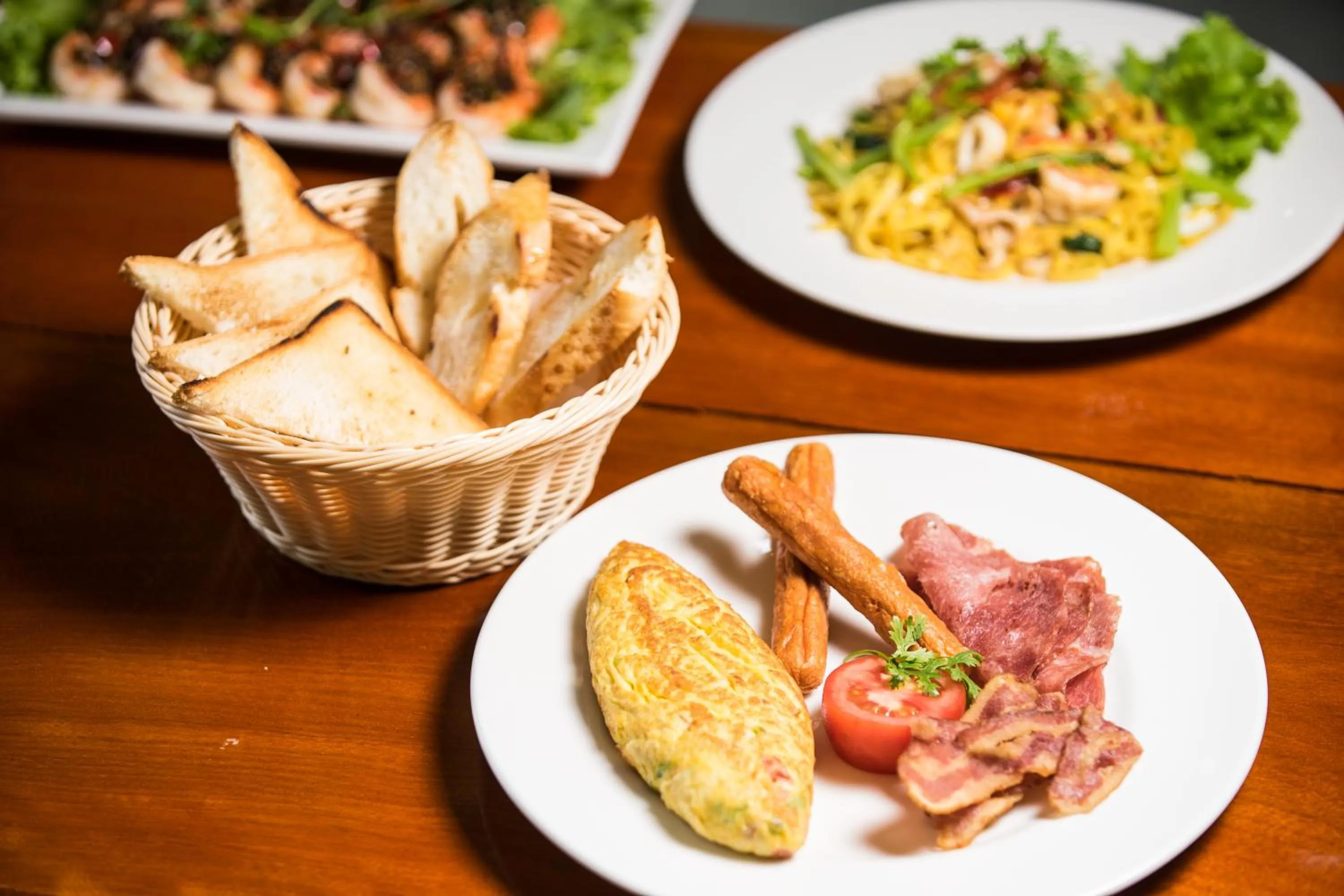 Breakfast in Sangkahak Mith Hotel