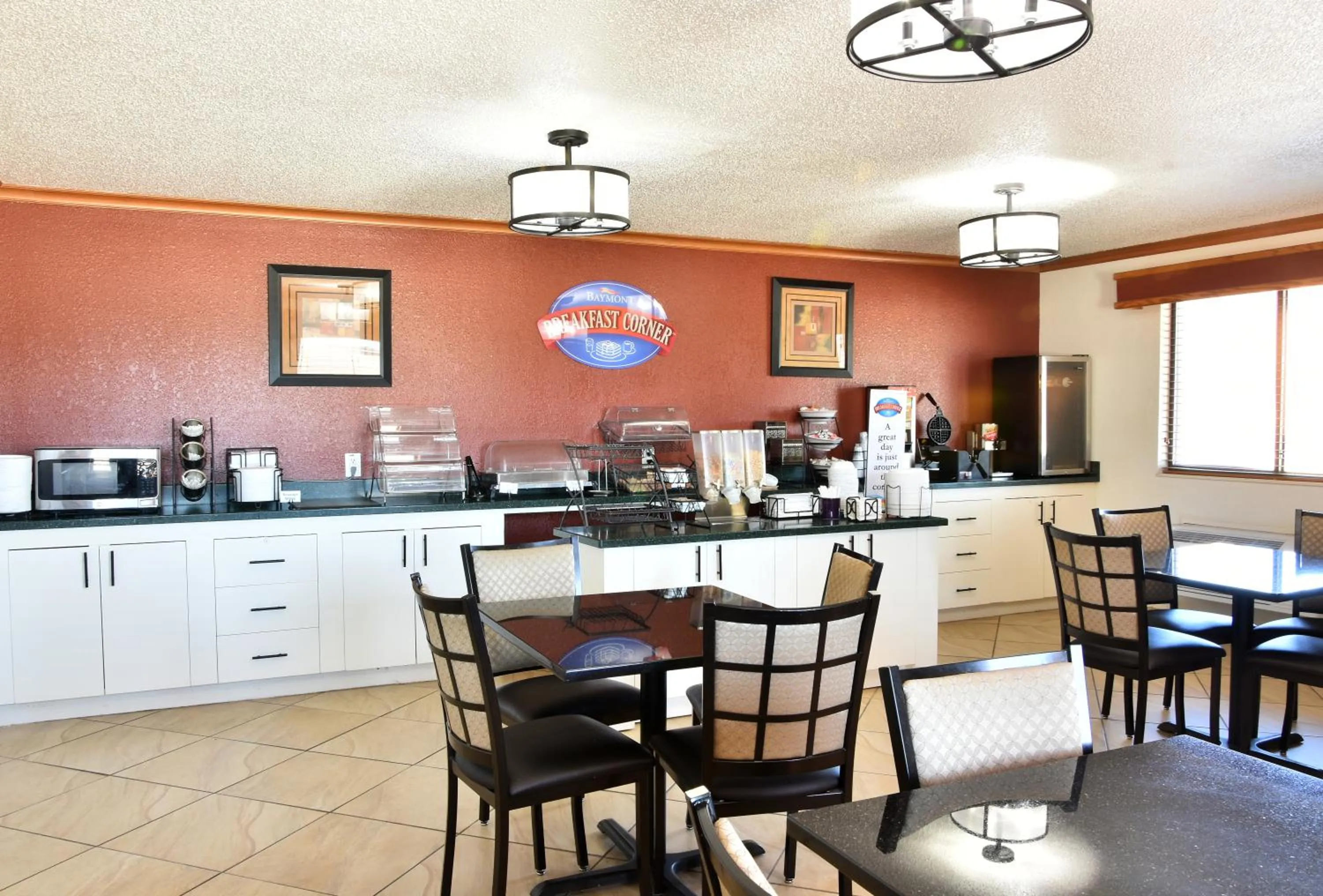 Continental breakfast in Baymont by Wyndham Robinson