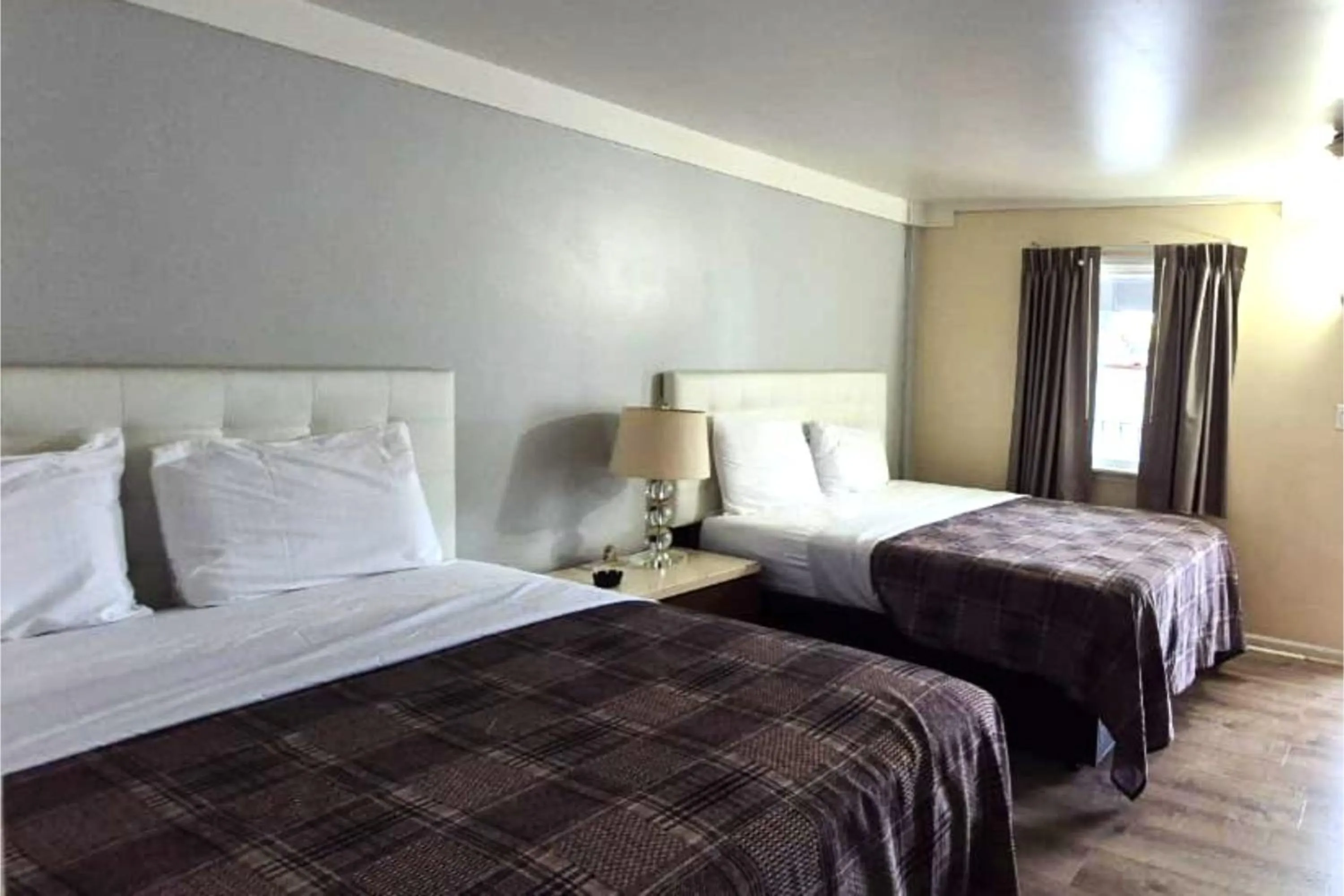Bedroom, Bed in Capital O Elite Inn & Suites South Holland I 94