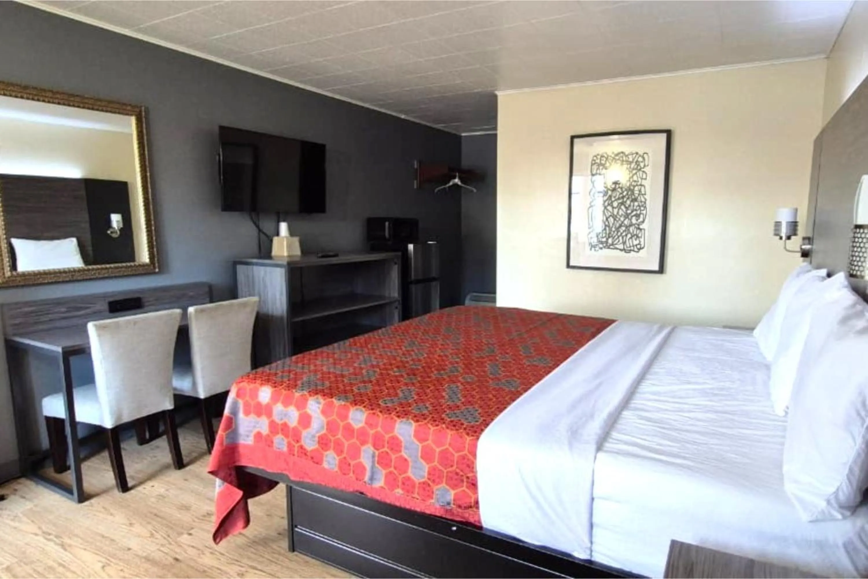 Bedroom, Bed in Capital O Elite Inn & Suites South Holland I 94