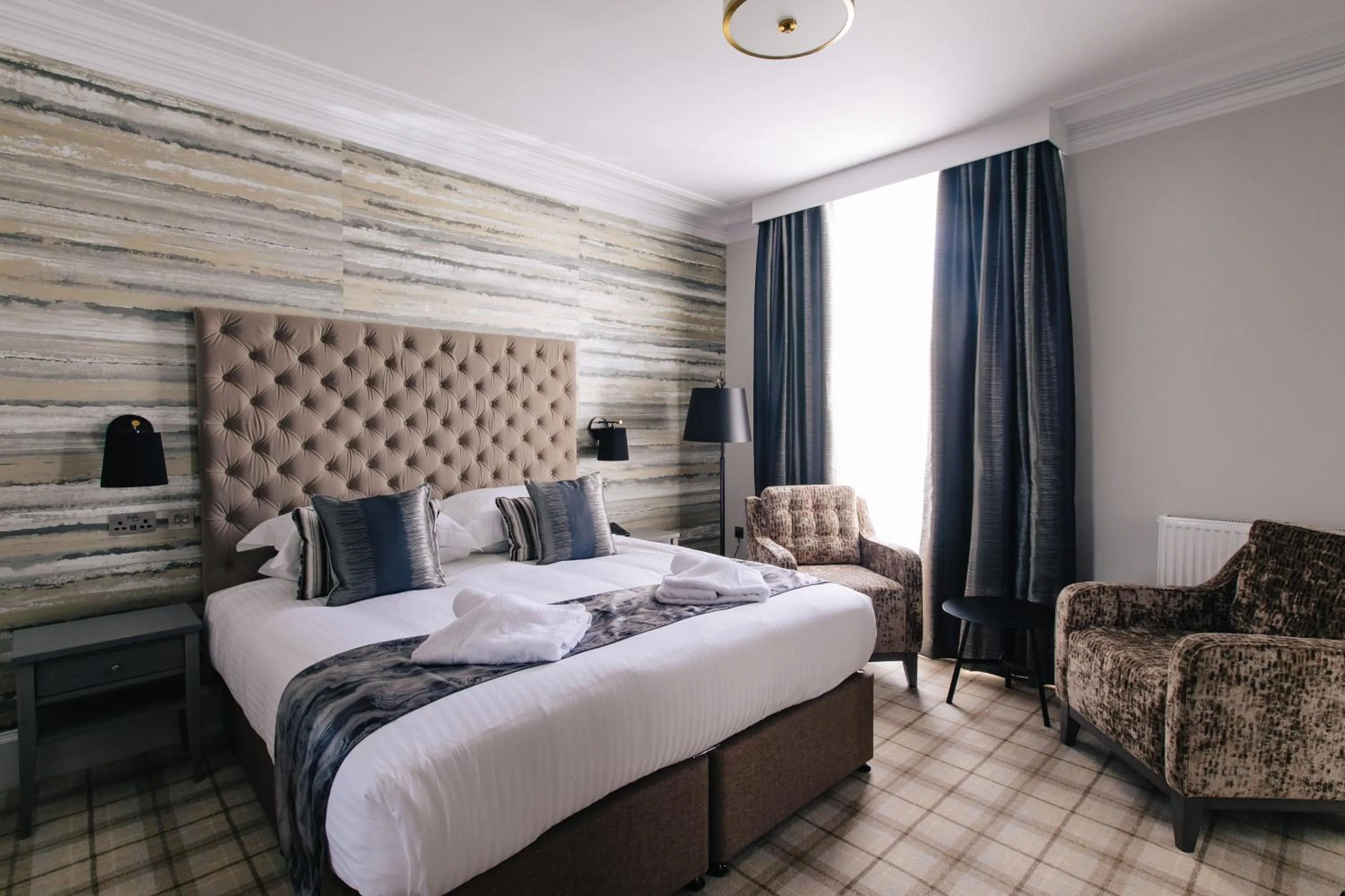 Bed in The Seafield Arms-Cullen