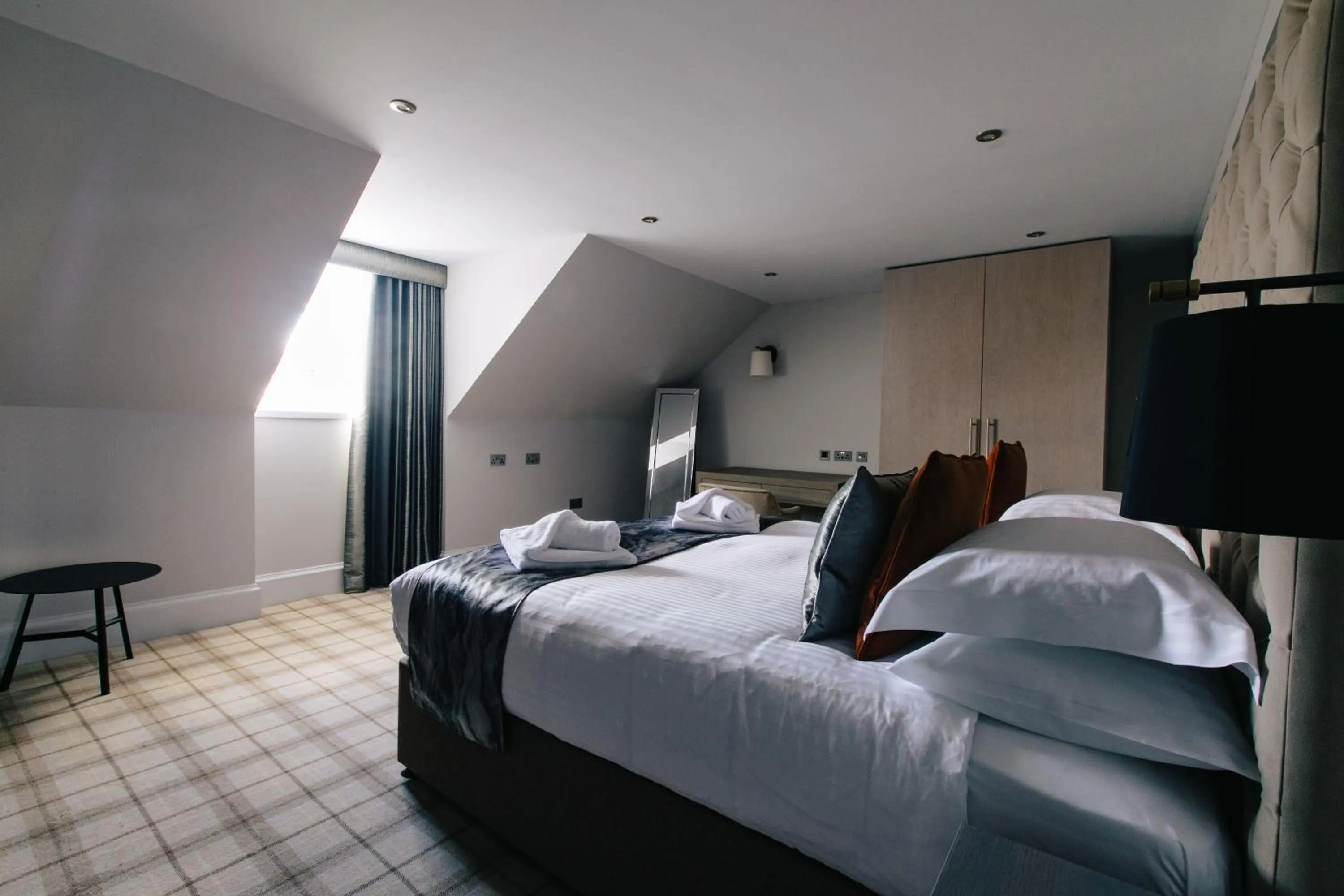 Bedroom, Bed in The Seafield Arms-Cullen