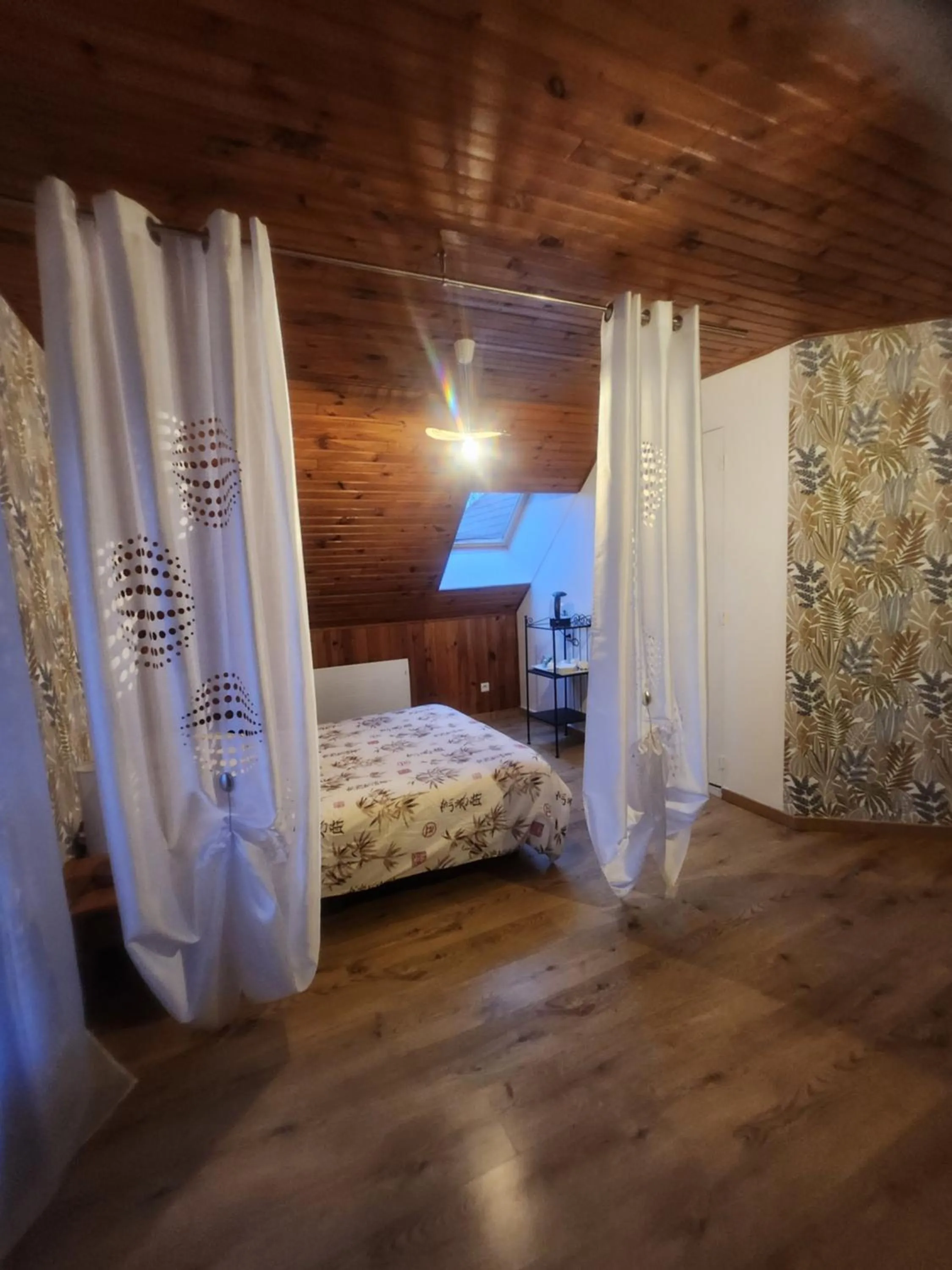 Bed in Chambres d 'hôtes "Au vieux Préssoir"