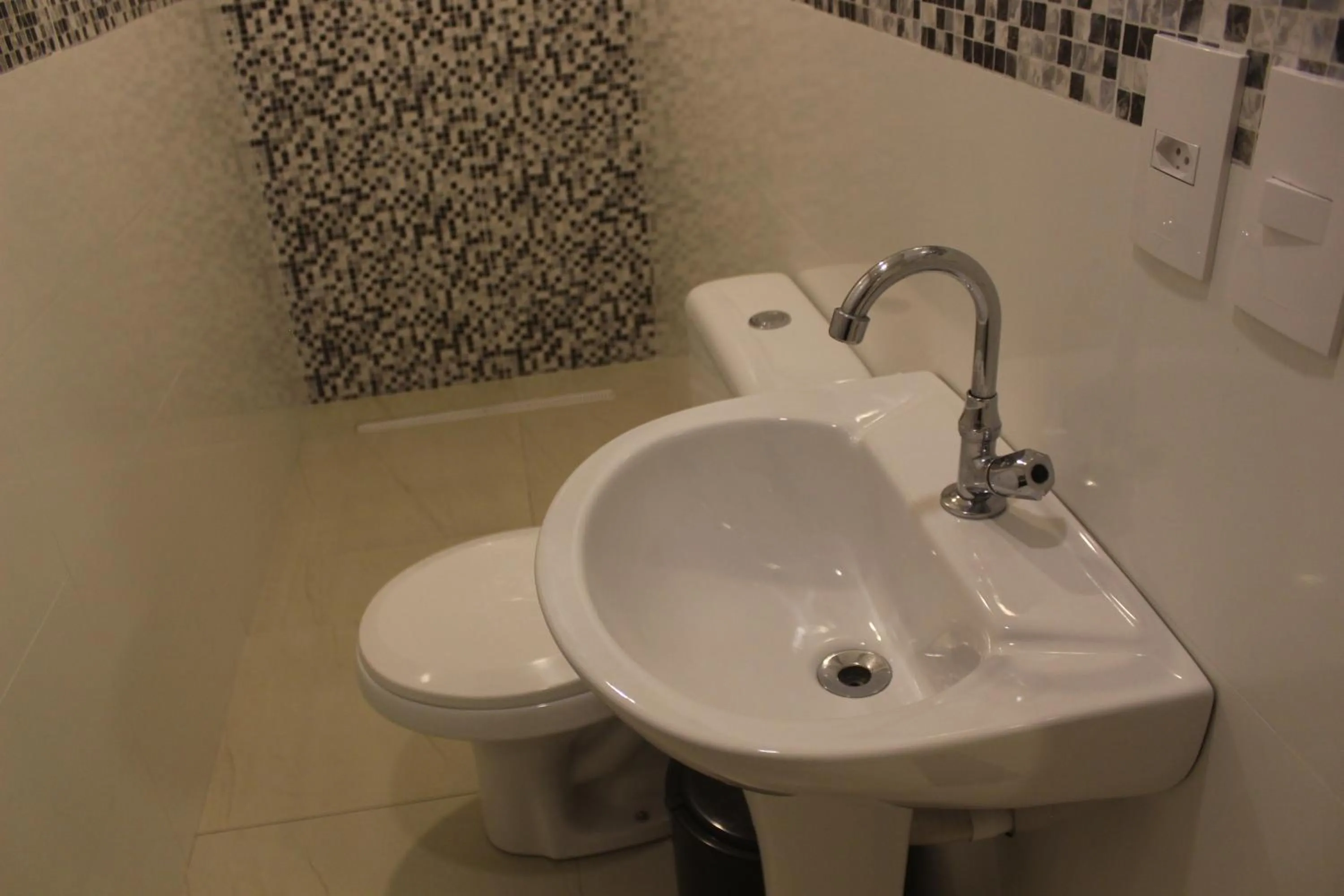 Bathroom in Gran Palazzo Hotel - 2 Min do Metrô República