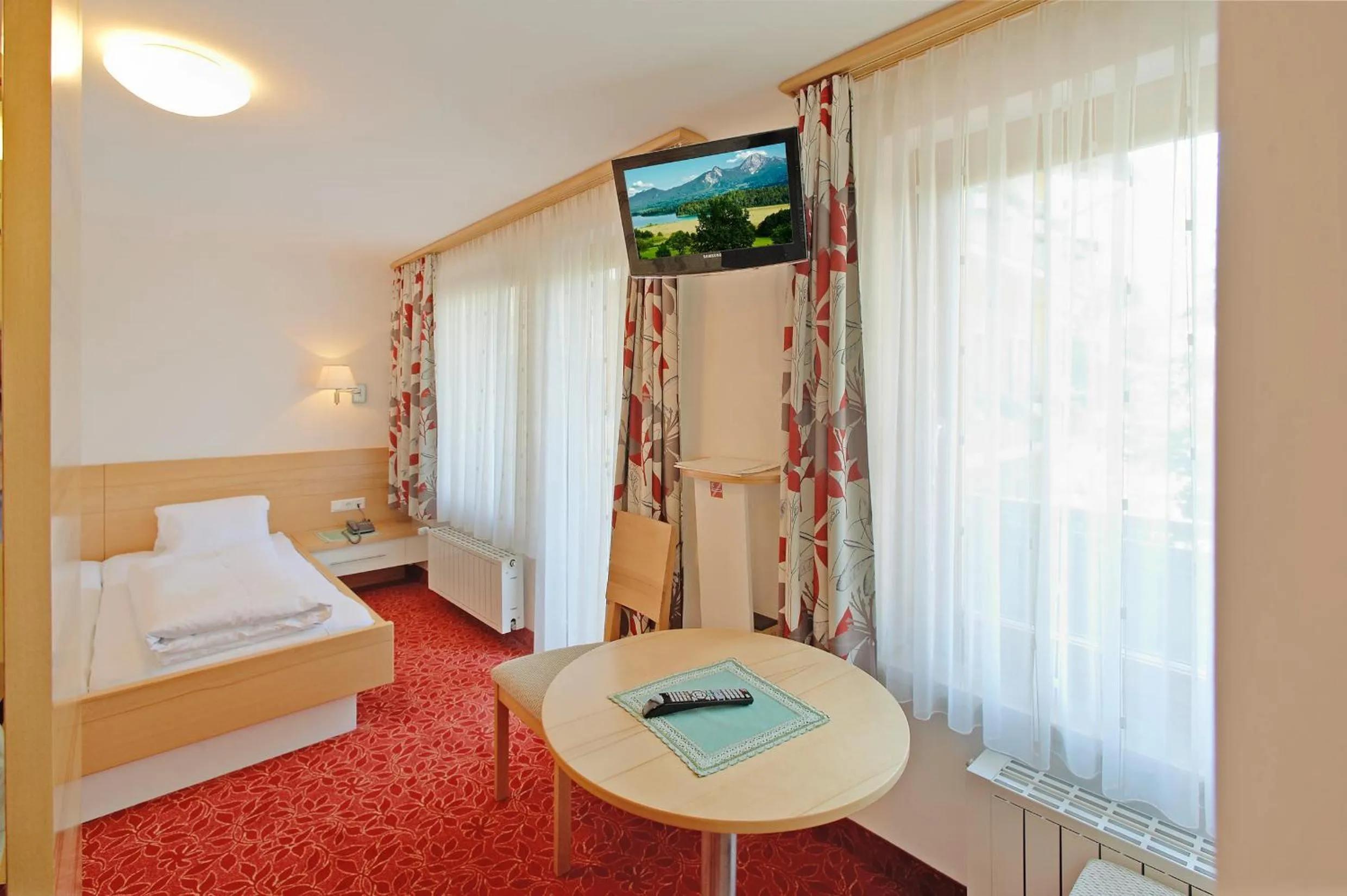 Bedroom, Bed in Finkensteiner Hof