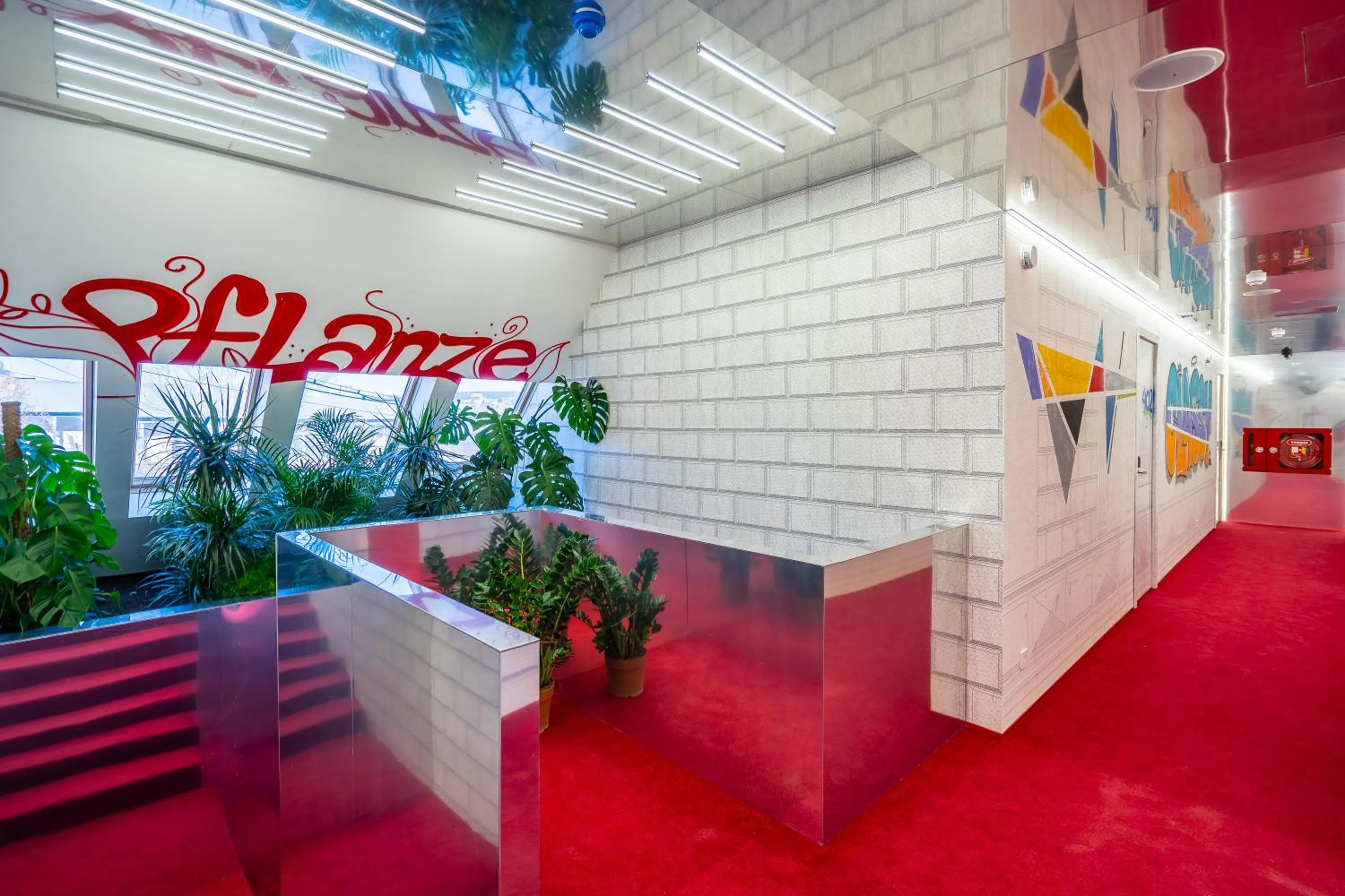 Property building in Platforma Design Hotel