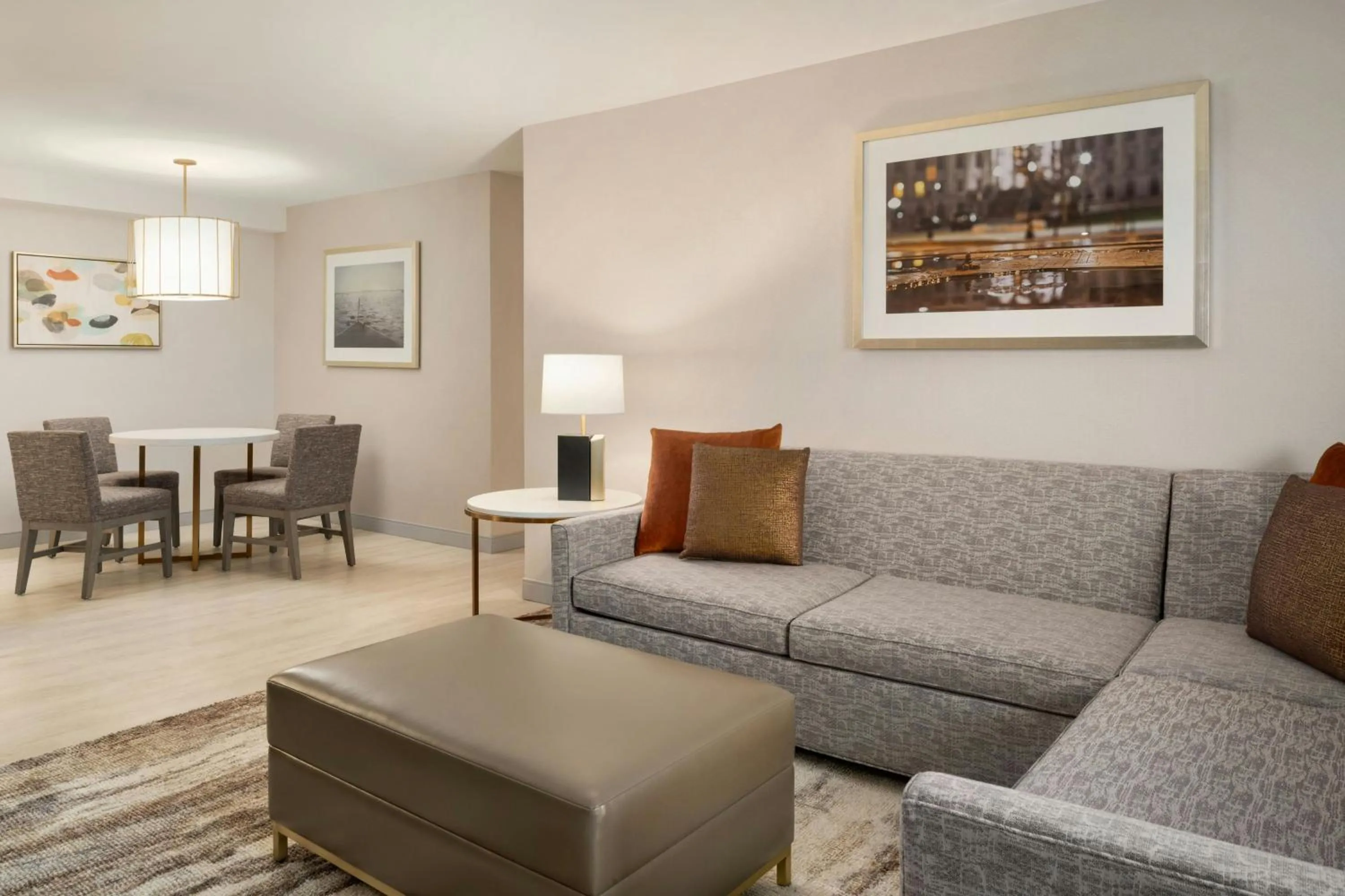 Photo of the whole room in Madison Marriott South