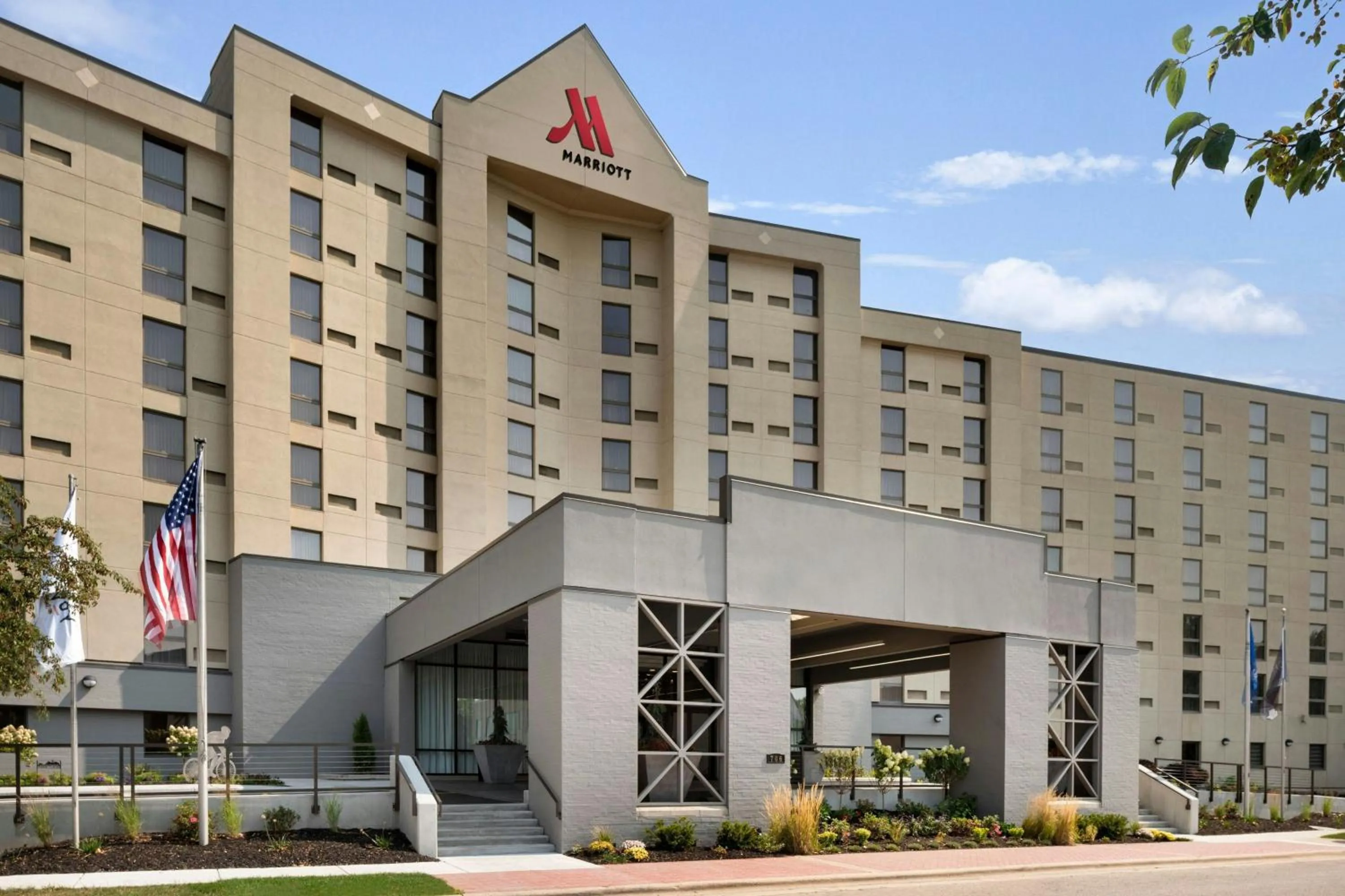 Property building in Madison Marriott South