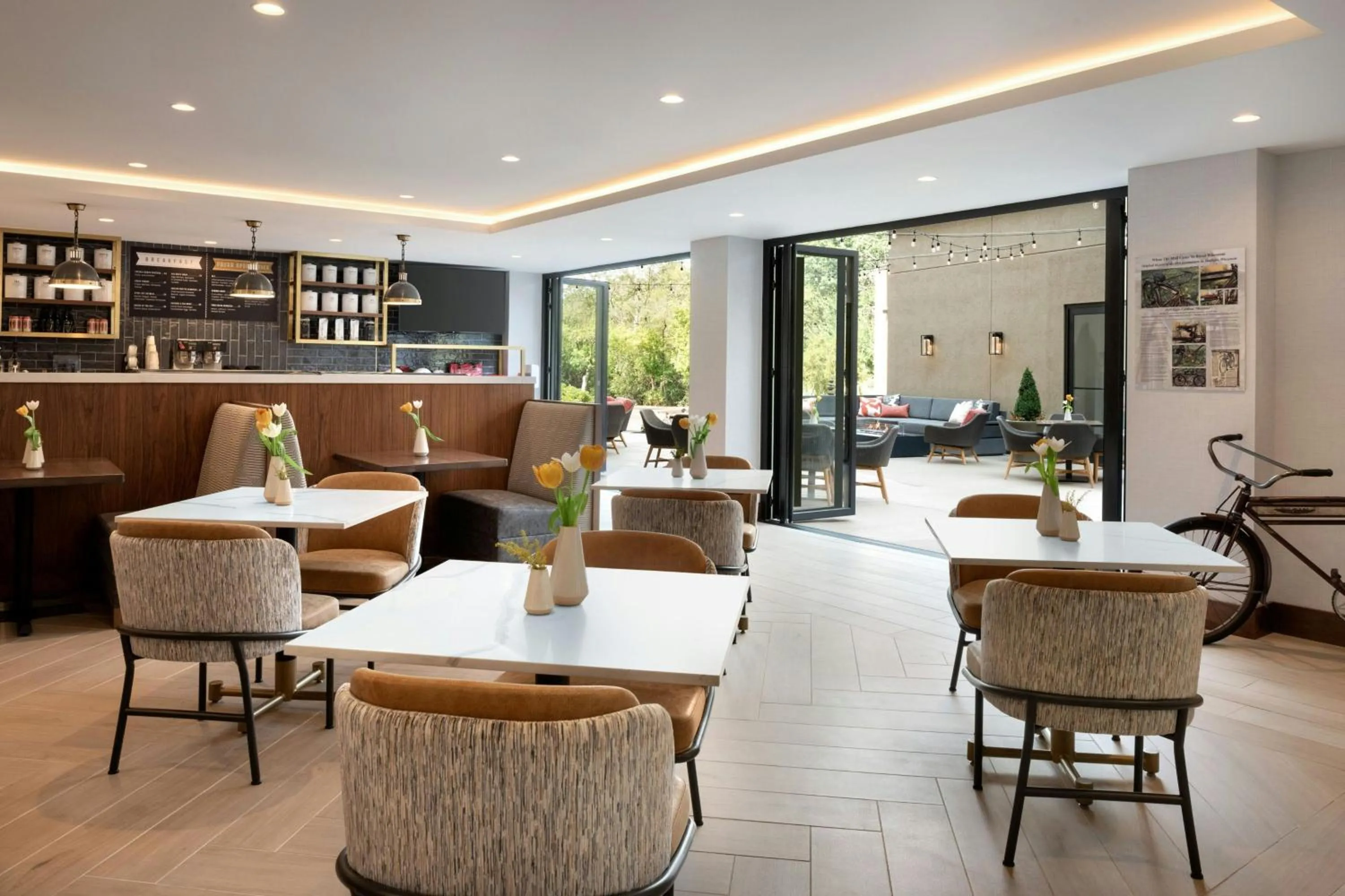 Restaurant/places to eat in Madison Marriott South