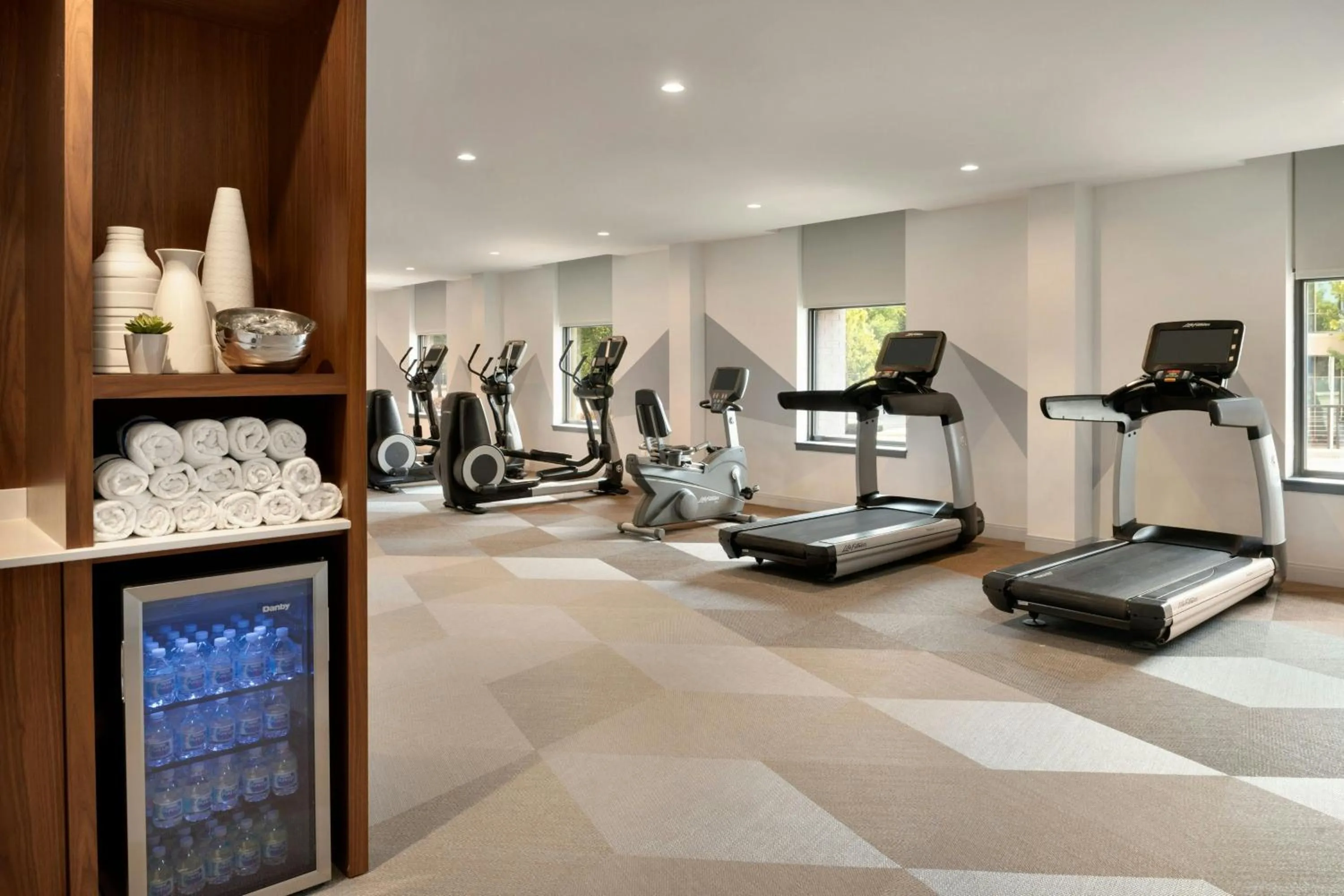 Fitness centre/facilities in Madison Marriott South